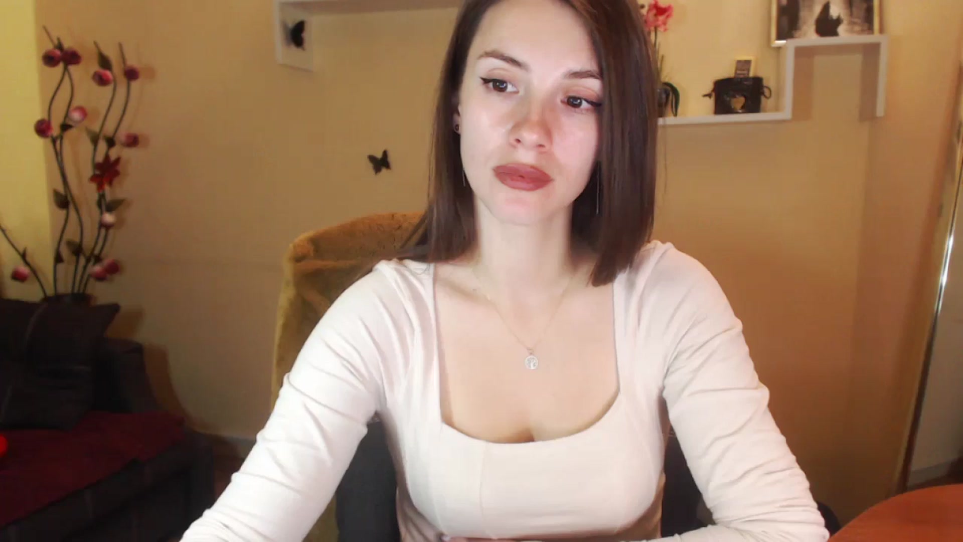 Gallery image thumbnail from MiaRoony's myfreecams stream on, 11/10/2024, 12:50 image 19 of 20