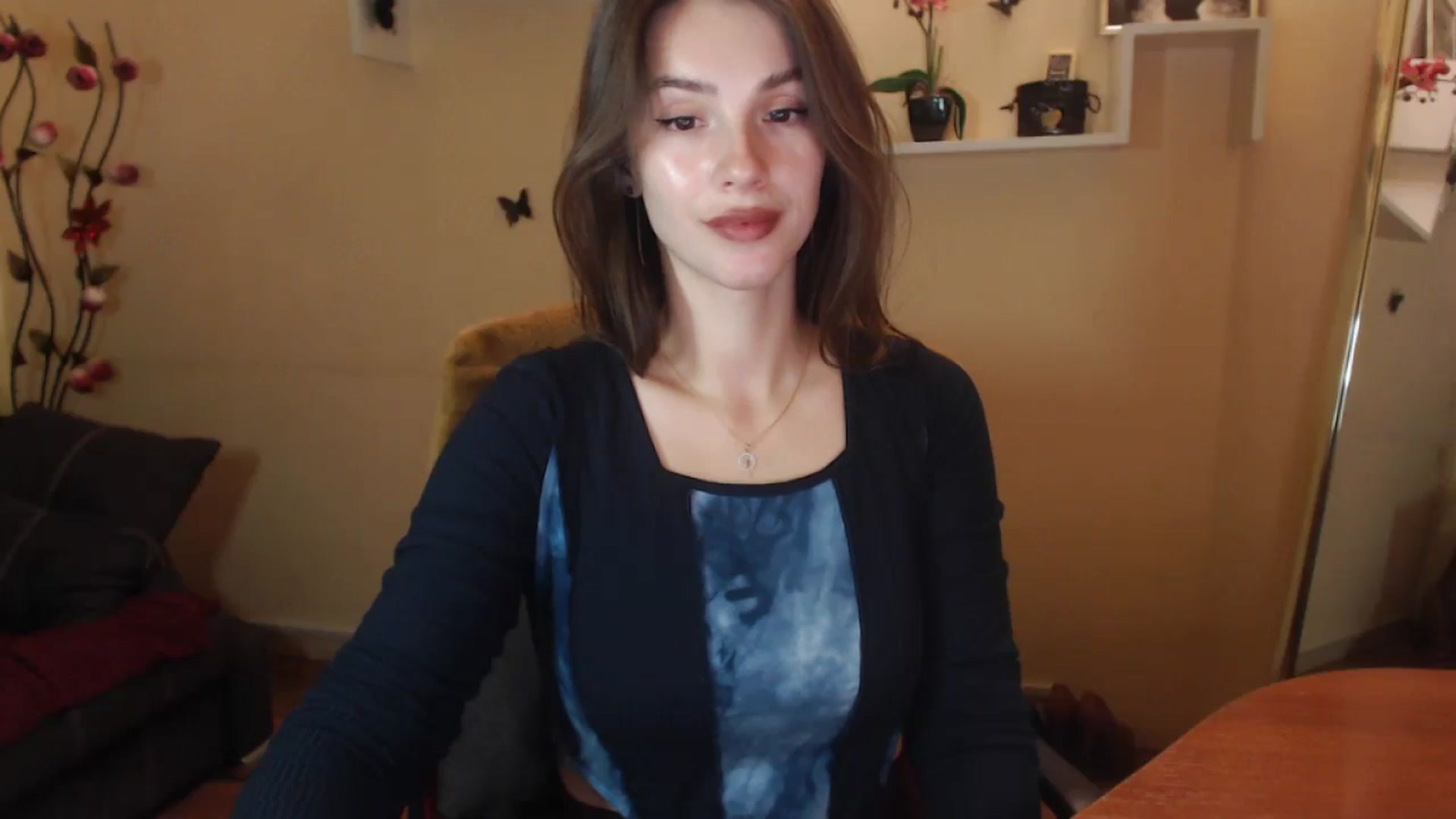 Gallery image thumbnail from MiaRoony's myfreecams stream on, 11/26/2024, 15:43 image 20 of 20