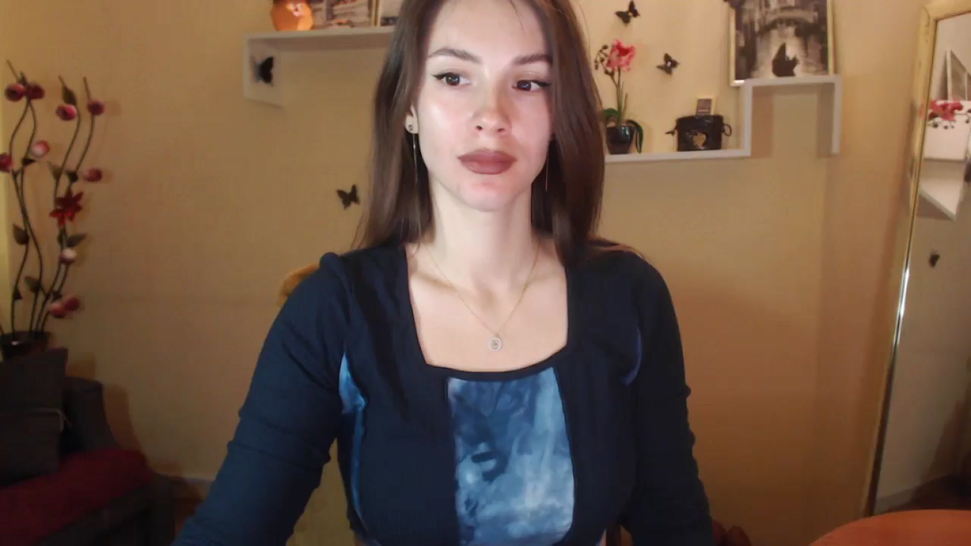 Gallery image thumbnail from MiaRoony's myfreecams stream on, 11/29/2024, 15:16 image 11 of 20