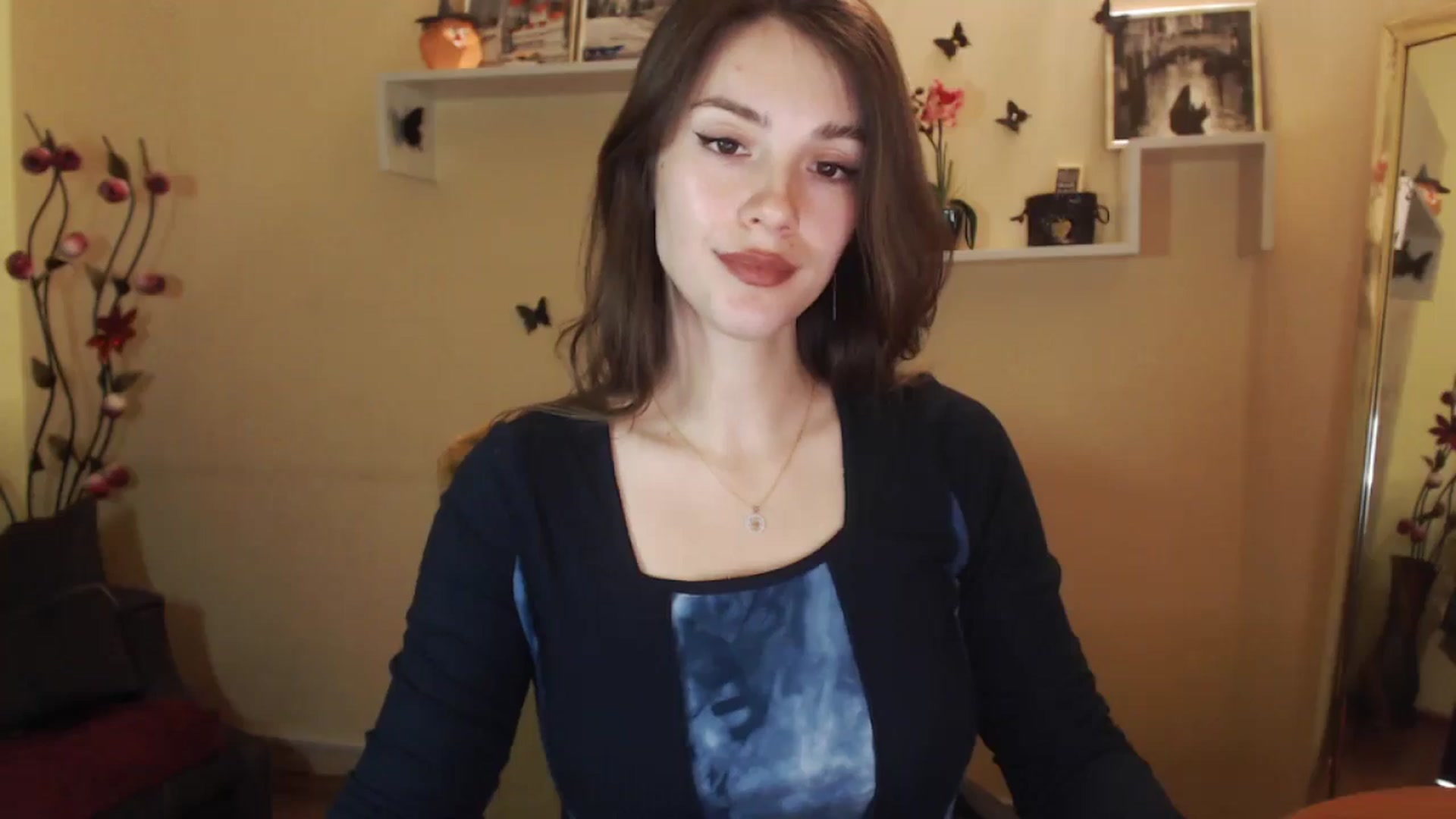 Gallery image thumbnail from MiaRoony's myfreecams stream on, 12/05/2024, 11:57 image 19 of 20