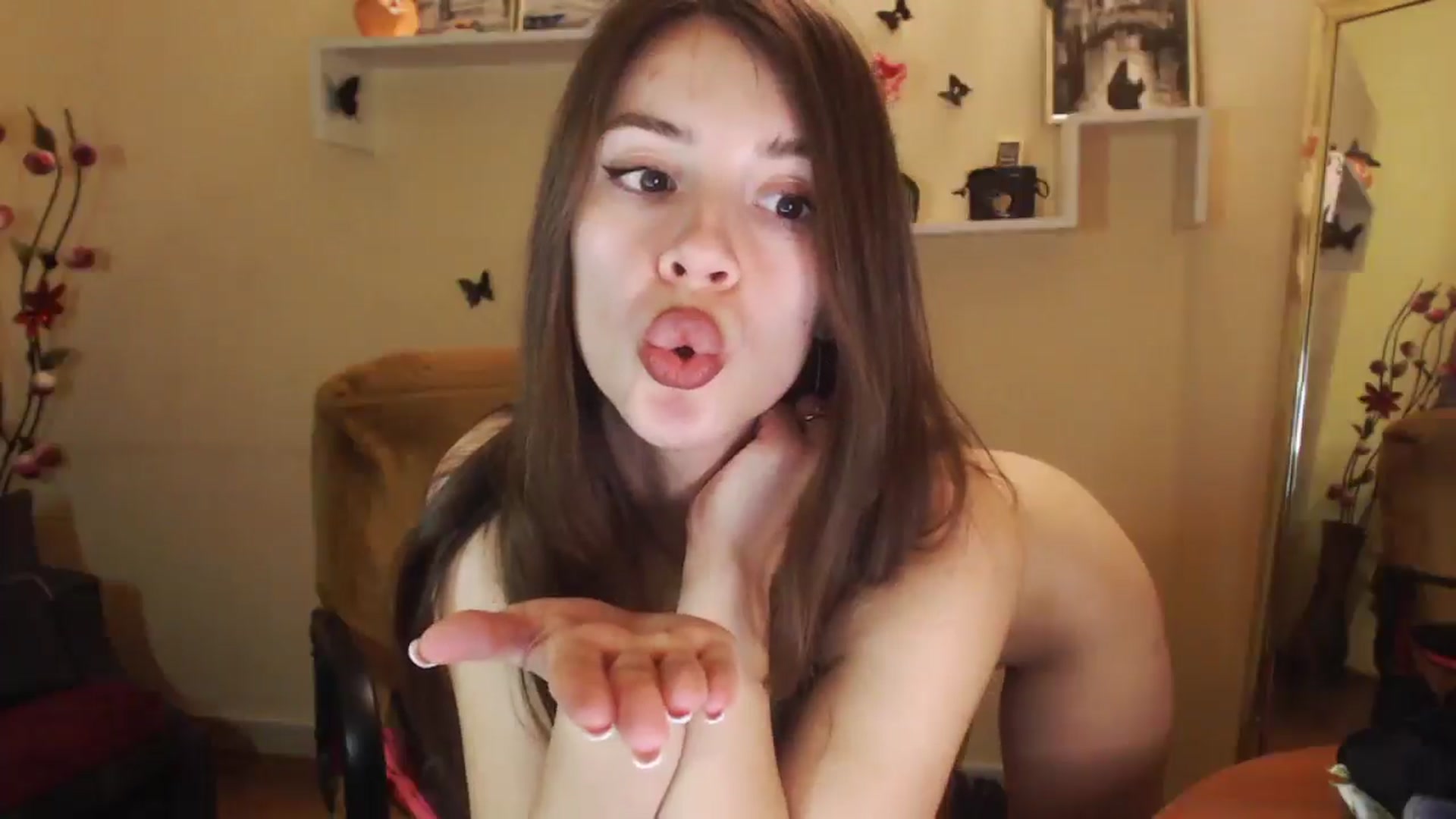 Gallery image thumbnail from MiaRoony's myfreecams stream on, 12/05/2024, 15:46 image 2 of 20