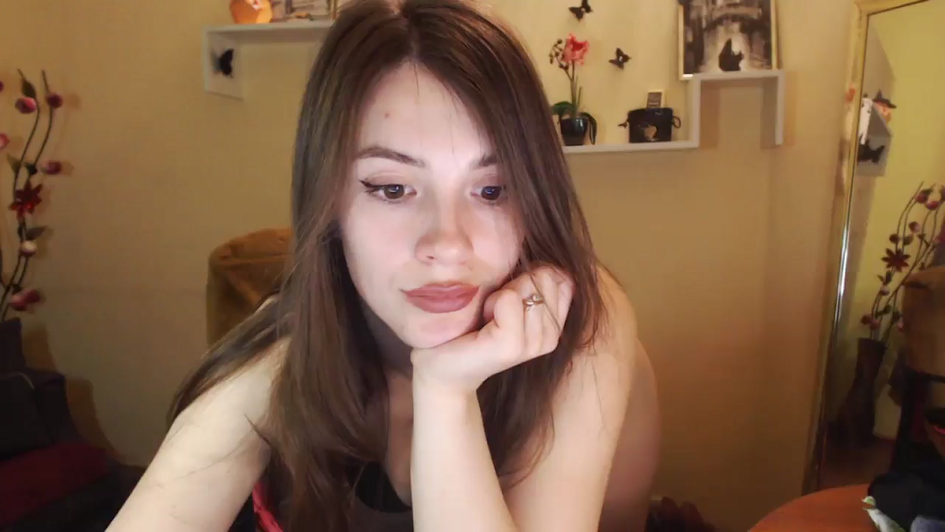 Gallery image thumbnail from MiaRoony's myfreecams stream on, 12/05/2024, 15:46 image 1 of 20