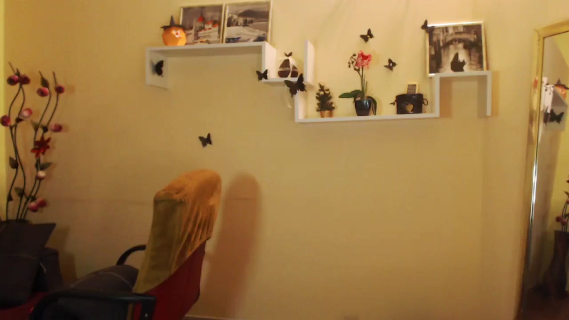 Gallery image thumbnail from MiaRoony's myfreecams stream on, 12/09/2024, 15:51 image 18 of 20