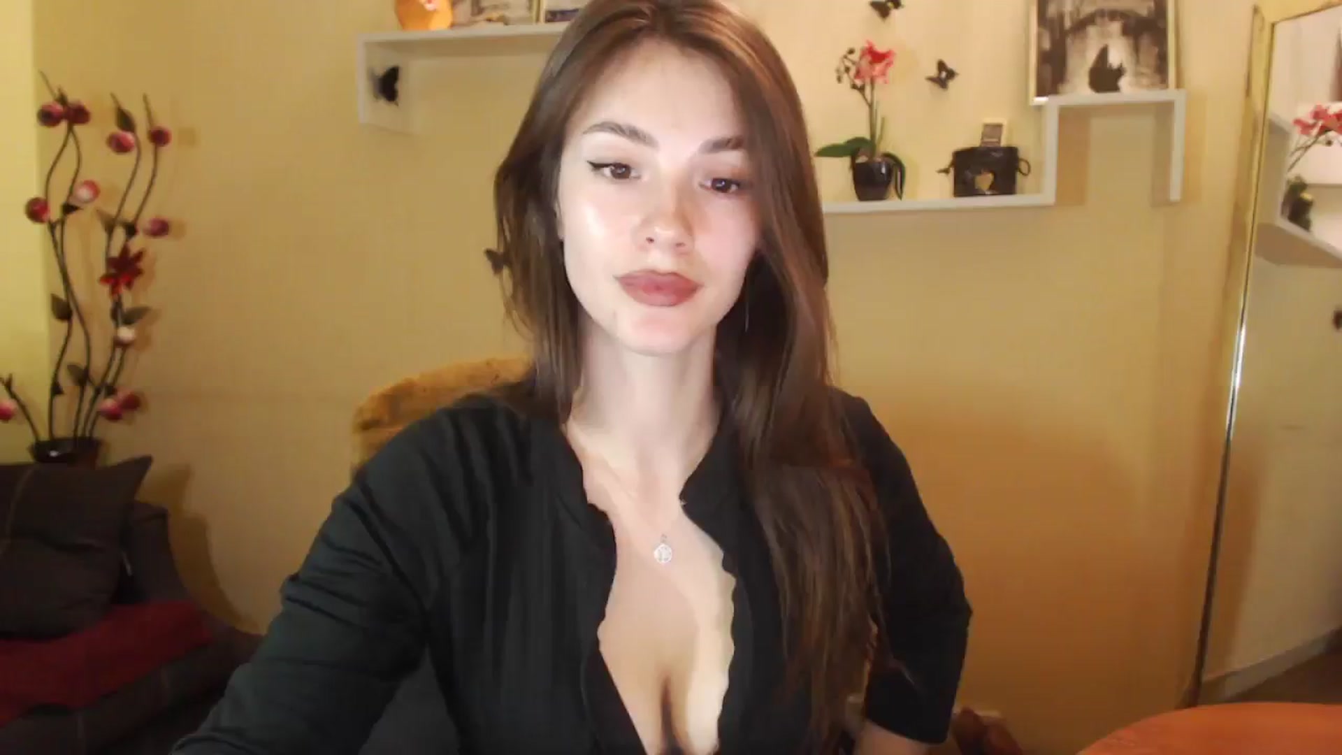 Gallery image thumbnail from MiaRoony's myfreecams stream on, 12/12/2024, 15:31 image 2 of 20