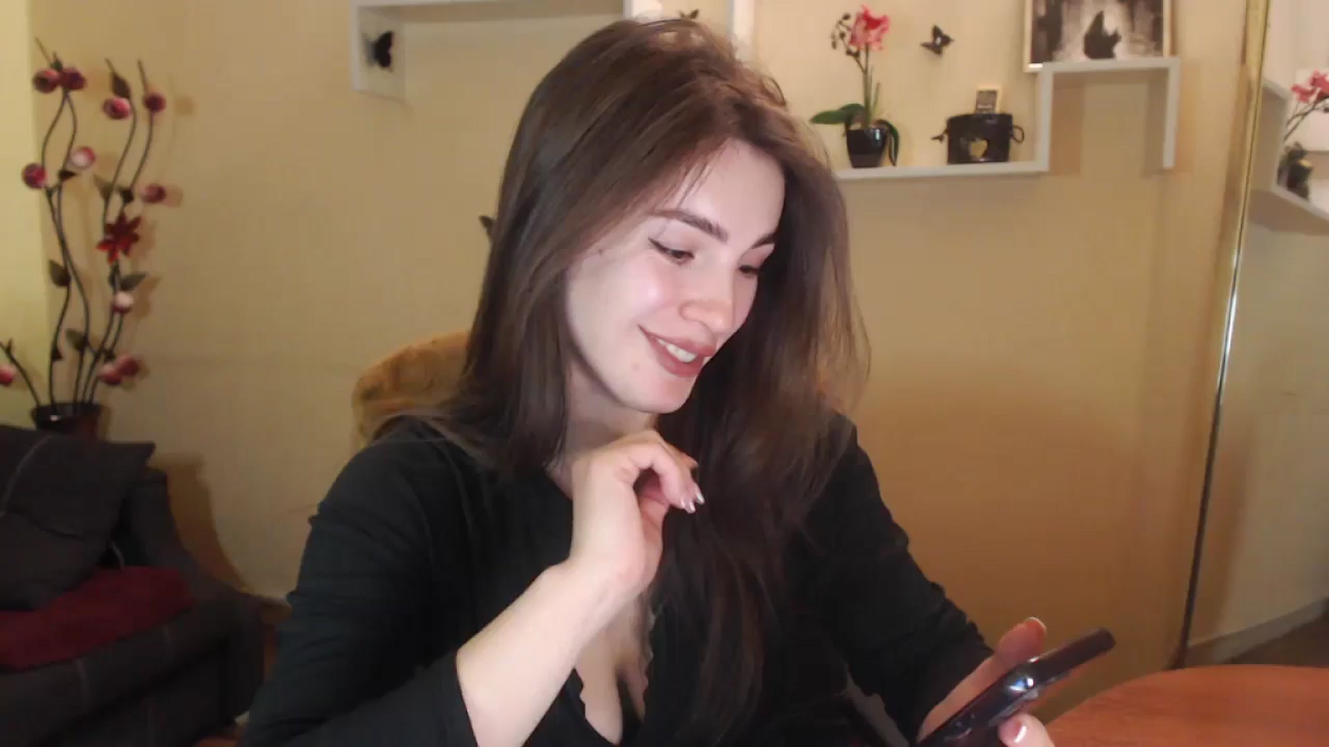 Gallery image thumbnail from MiaRoony's myfreecams stream on, 12/15/2024, 14:21 image 20 of 20