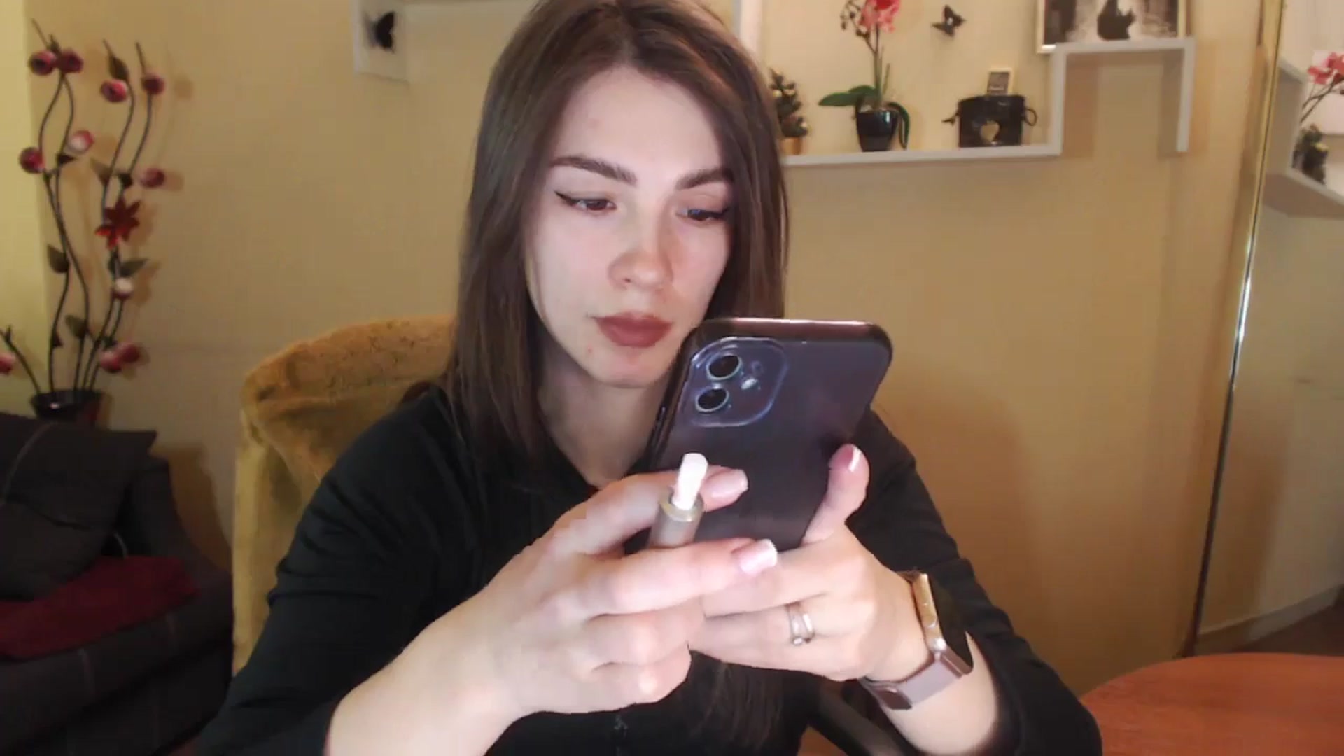 Gallery image thumbnail from MiaRoony's myfreecams stream on, 12/15/2024, 14:21 image 3 of 20