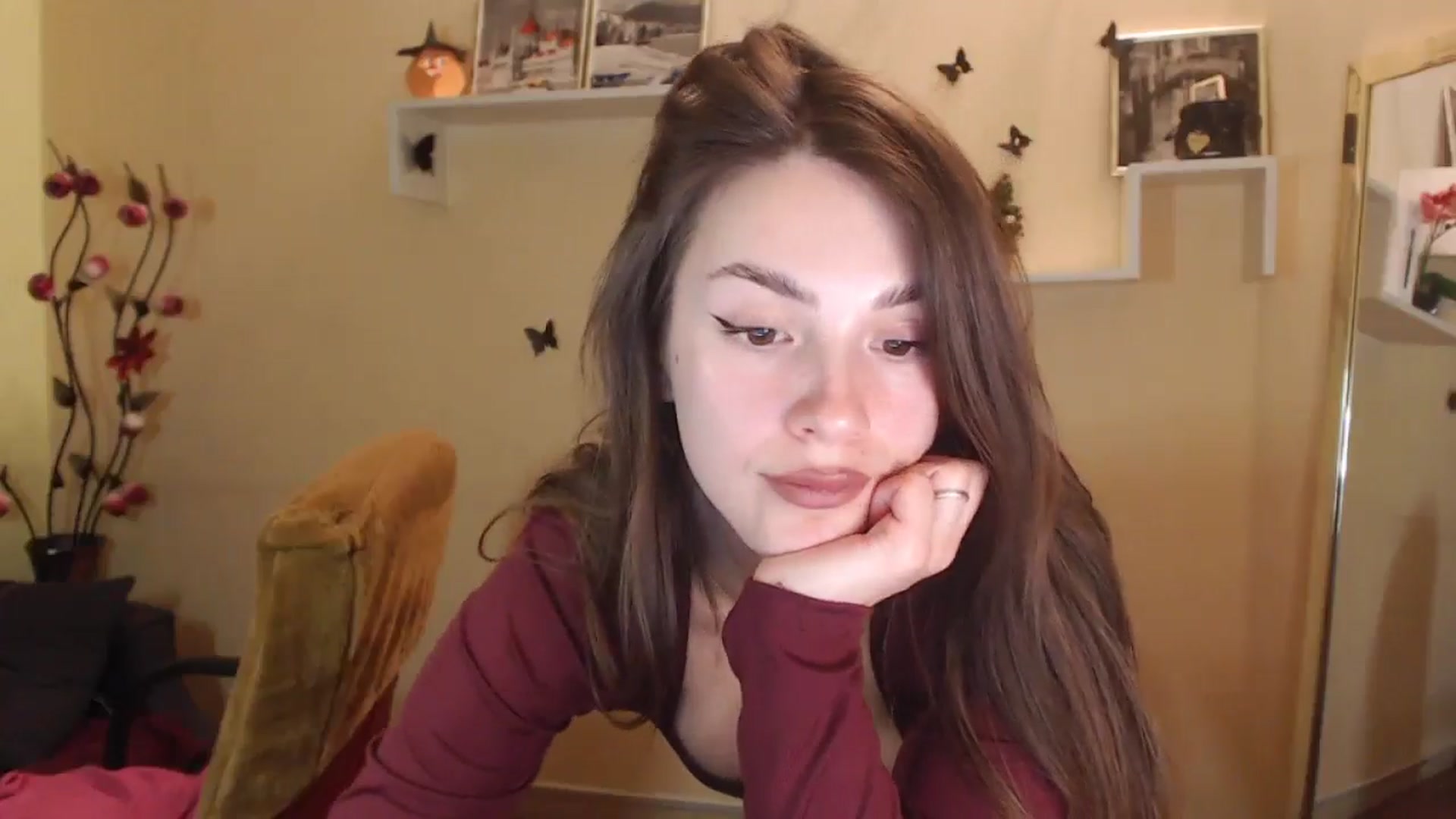 Gallery image thumbnail from MiaRoony's myfreecams stream on, 12/30/2024, 15:55 image 4 of 20