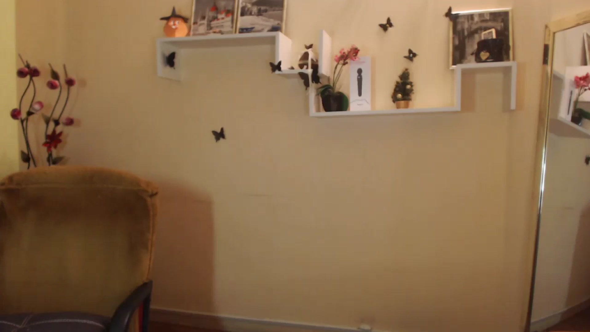 Gallery image thumbnail from MiaRoony's myfreecams stream on, 01/02/2025, 13:00 image 6 of 20