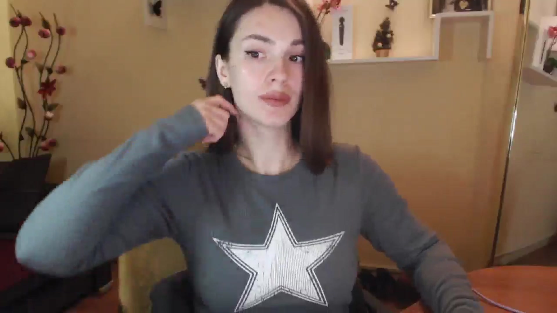 Gallery image thumbnail from MiaRoony's myfreecams stream on, 01/03/2025, 12:34 image 14 of 20