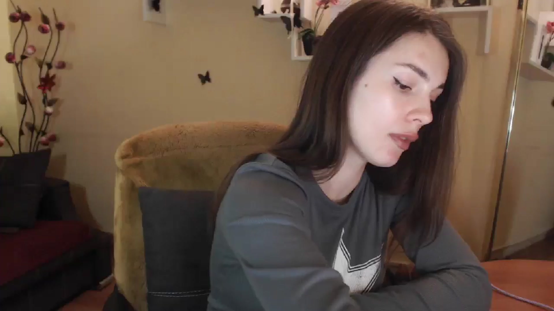 Gallery image thumbnail from MiaRoony's myfreecams stream on, 01/03/2025, 12:34 image 6 of 20