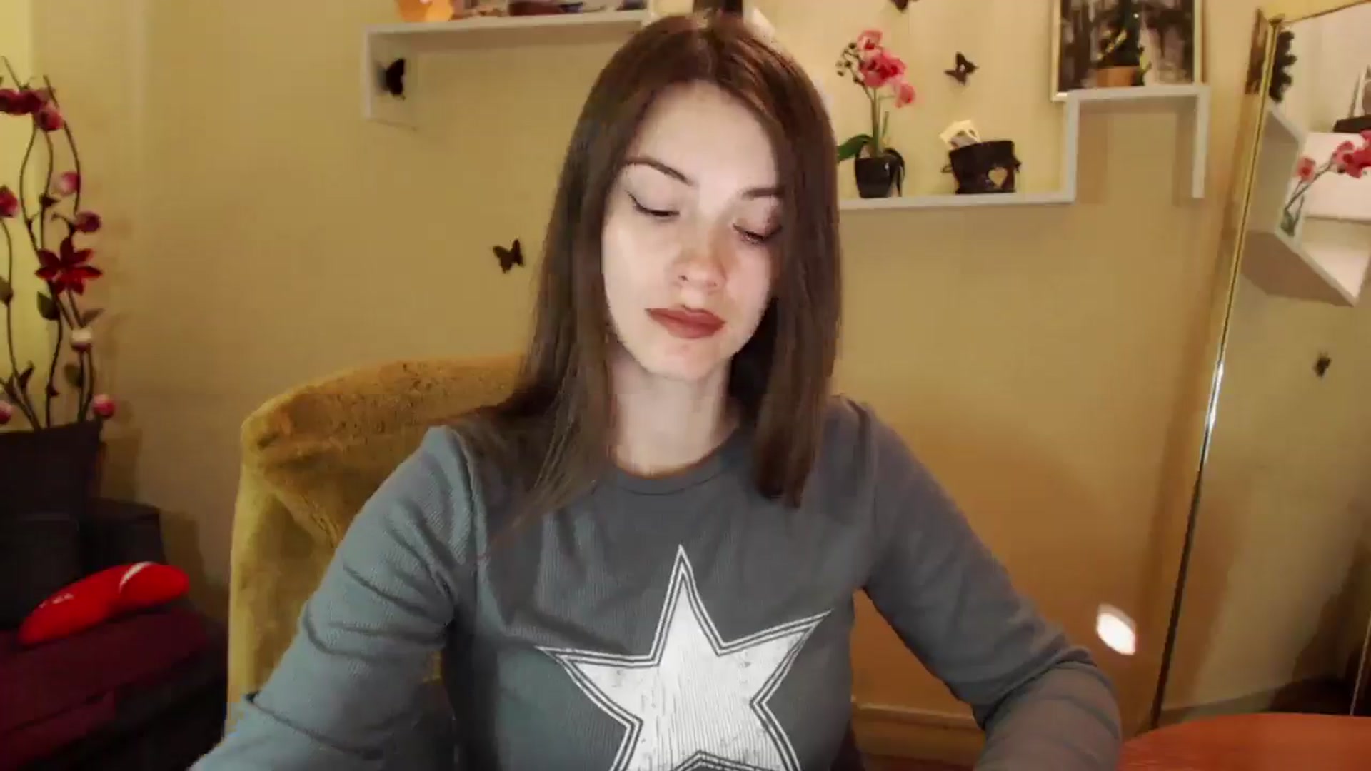 Gallery image thumbnail from MiaRoony's myfreecams stream on, 03/07/2025, 11:45 image 5 of 20