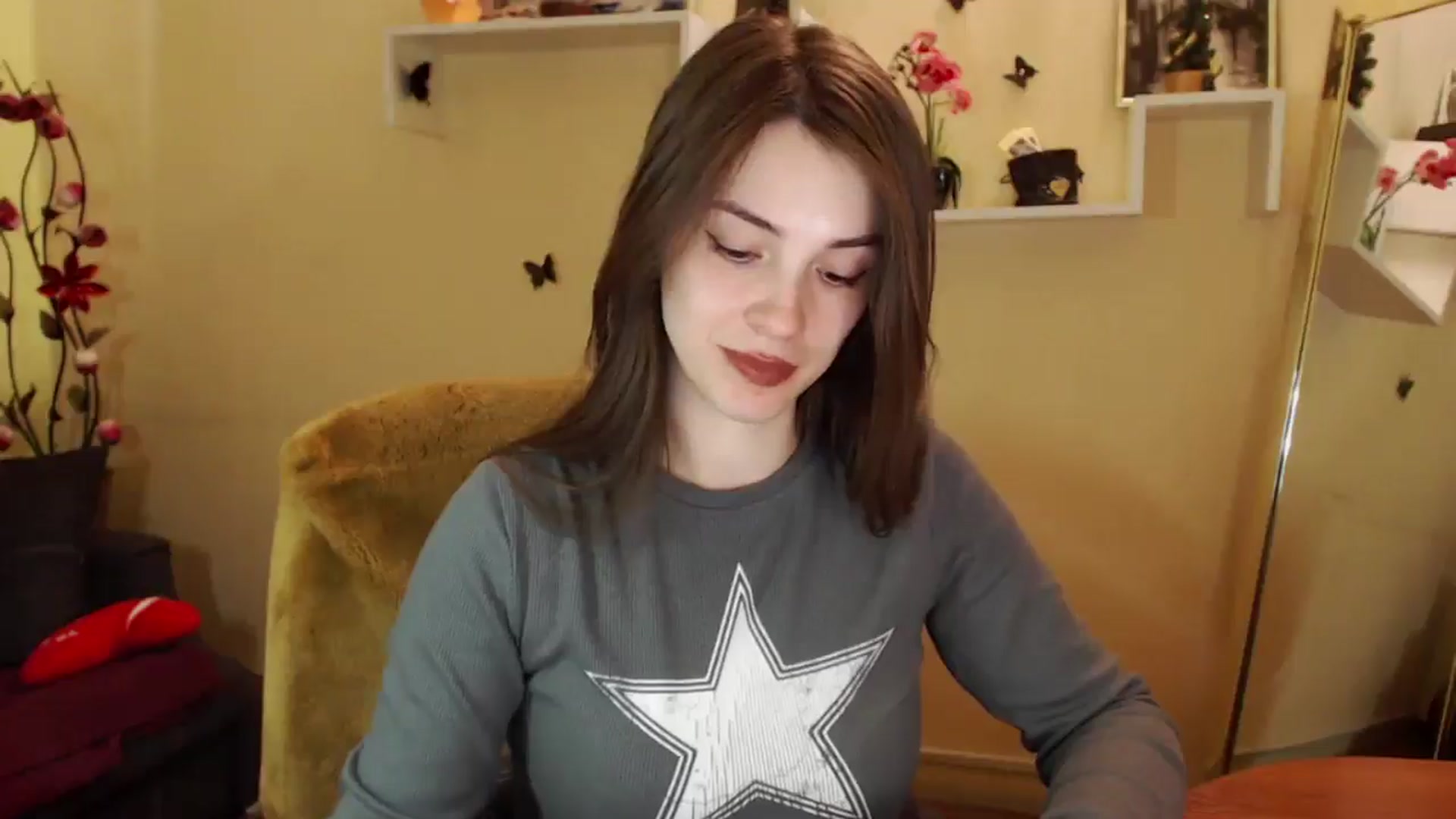 Gallery image thumbnail from MiaRoony's myfreecams stream on, 03/07/2025, 11:45 image 13 of 20
