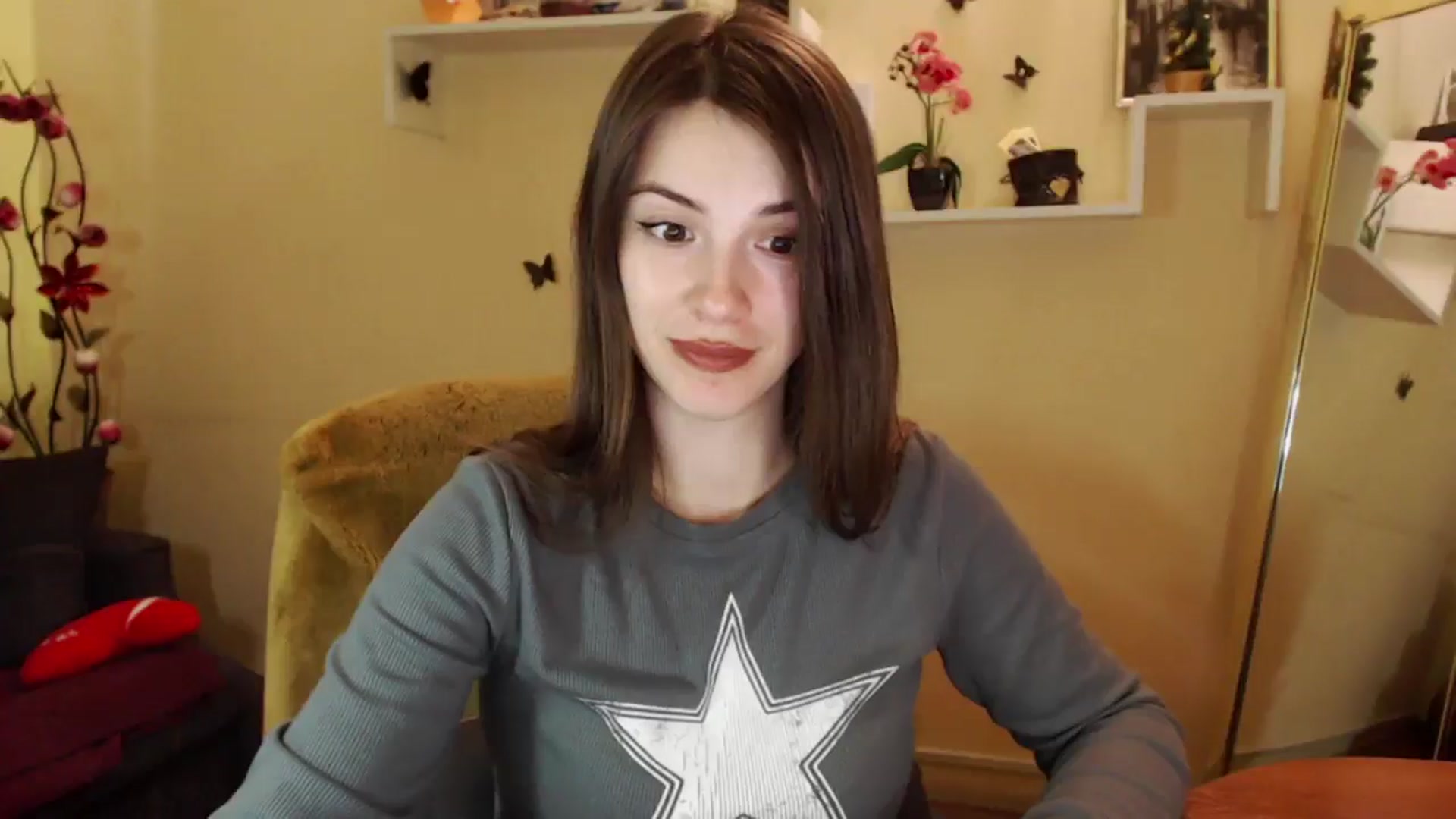 Gallery image thumbnail from MiaRoony's myfreecams stream on, 03/07/2025, 11:45 image 12 of 20