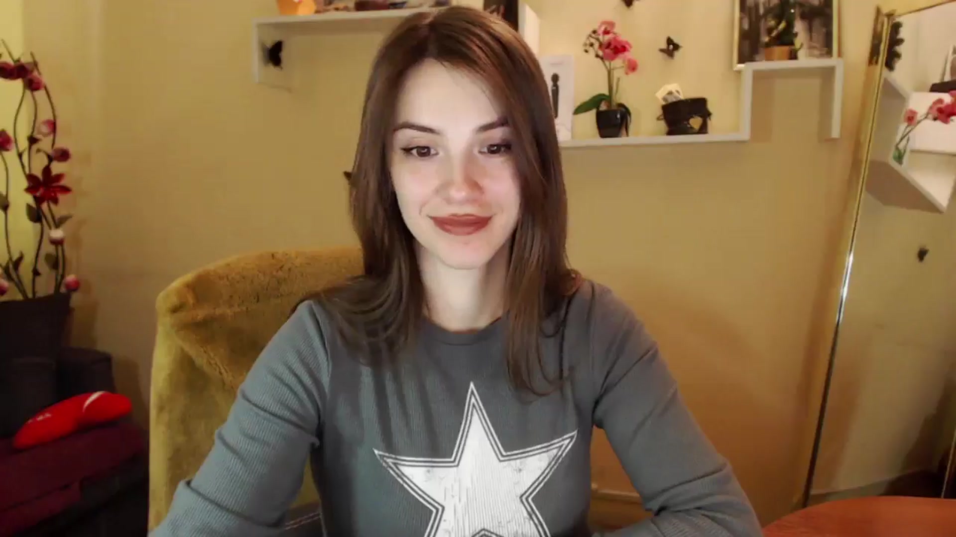 Gallery image thumbnail from MiaRoony's myfreecams stream on, 03/07/2025, 11:45 image 15 of 20