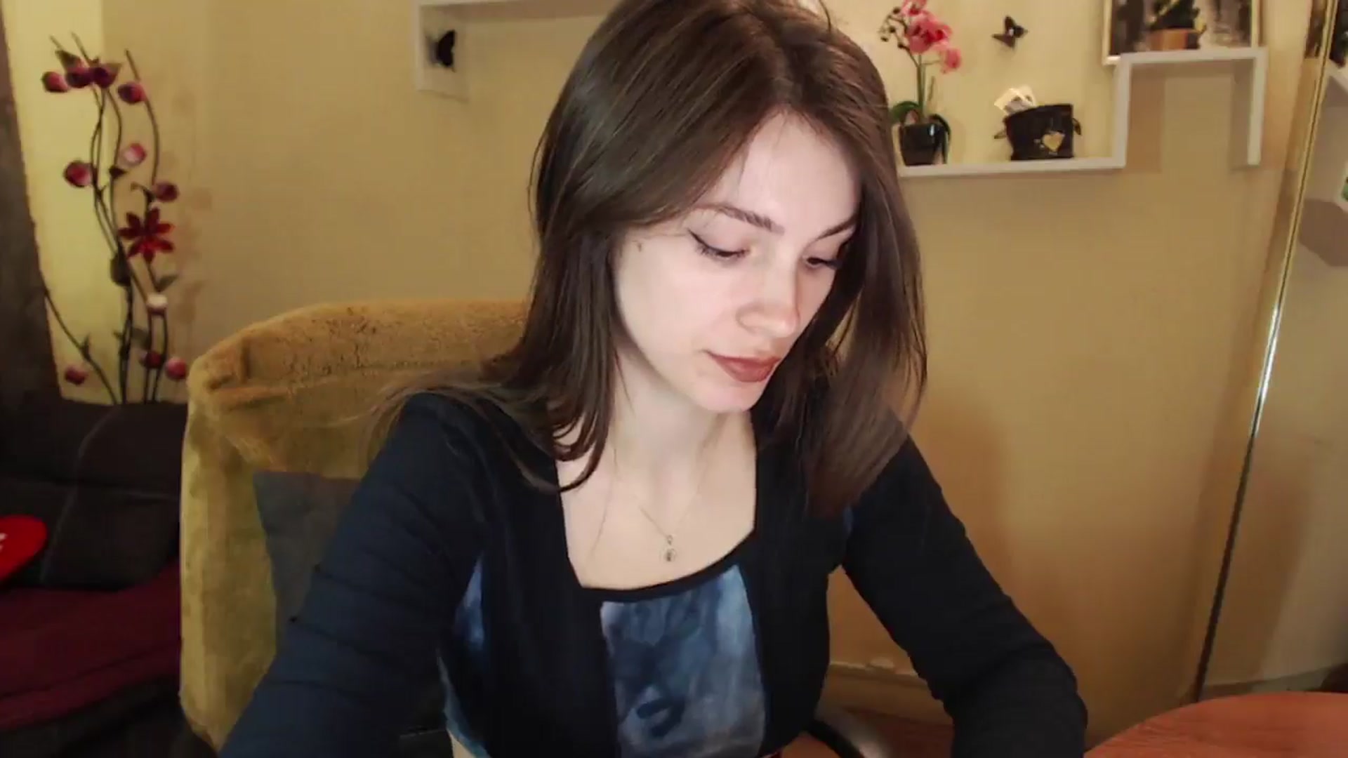 Gallery image thumbnail from MiaRoony's myfreecams stream on, 04/18/2025, 14:26 image 20 of 20