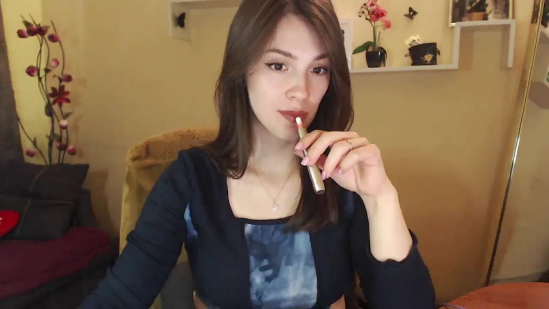 Gallery image thumbnail from MiaRoony's myfreecams stream on, 04/18/2025, 14:26 image 13 of 20