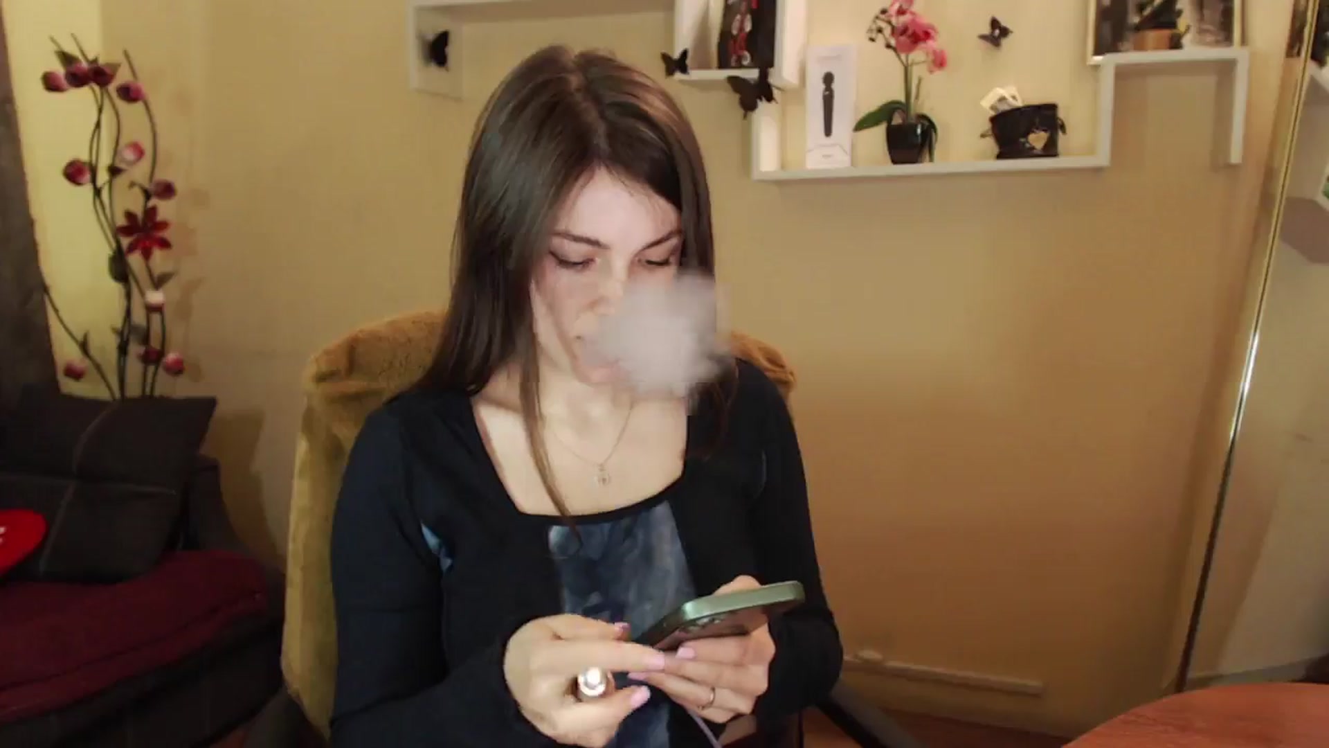 Gallery image thumbnail from MiaRoony's myfreecams stream on, 04/18/2025, 14:26 image 18 of 20