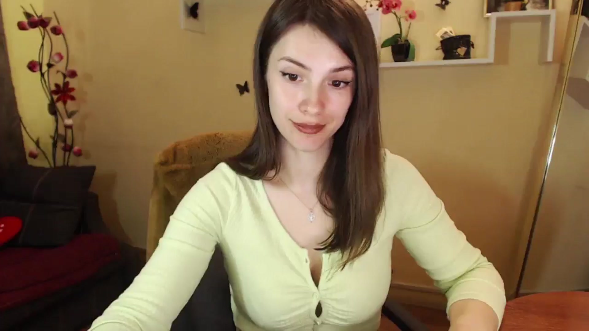 Gallery image thumbnail from MiaRoony's myfreecams stream on, 04/21/2025, 10:57 image 18 of 20