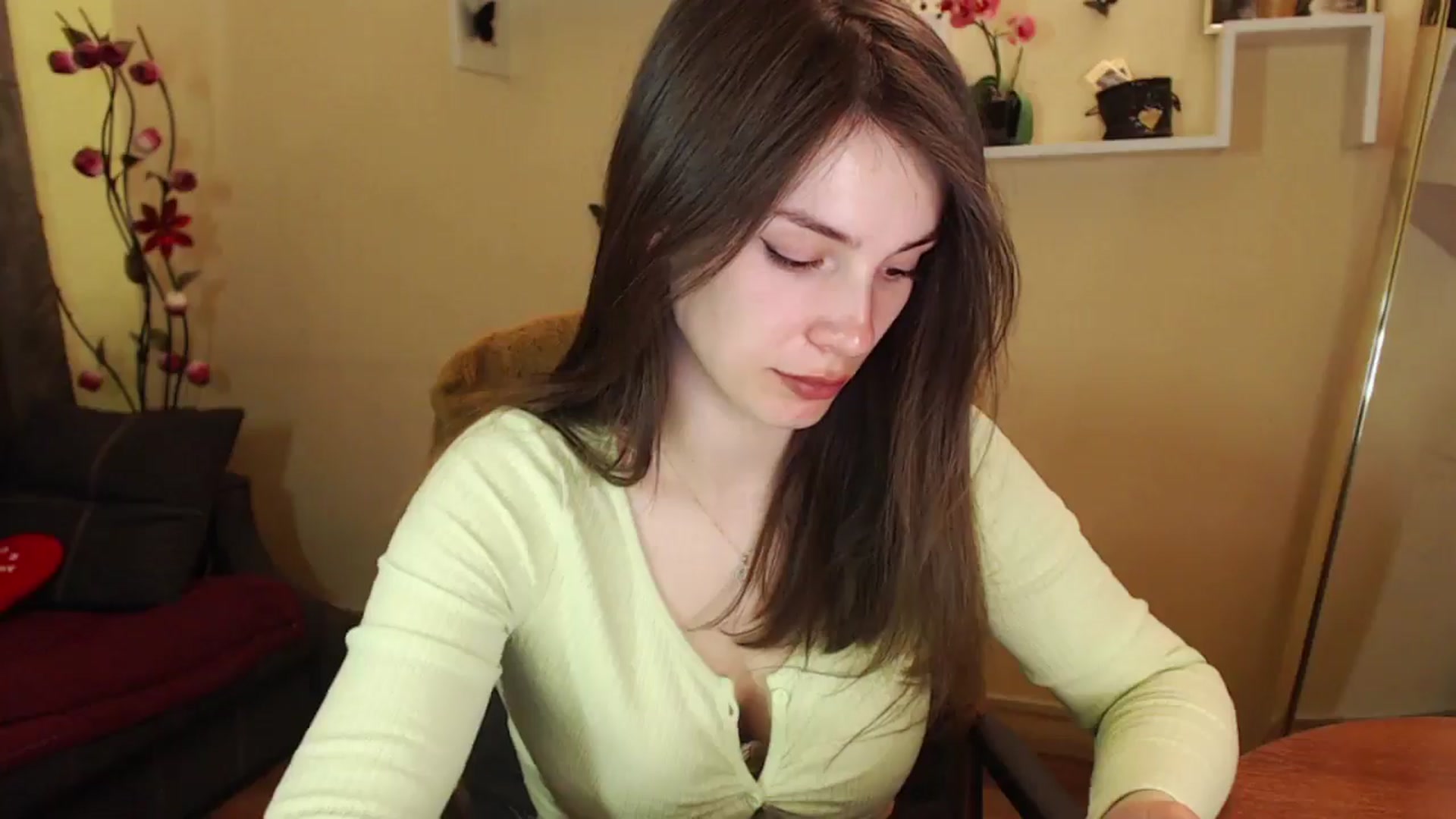 Gallery image thumbnail from MiaRoony's myfreecams stream on, 04/21/2025, 12:21 image 19 of 20