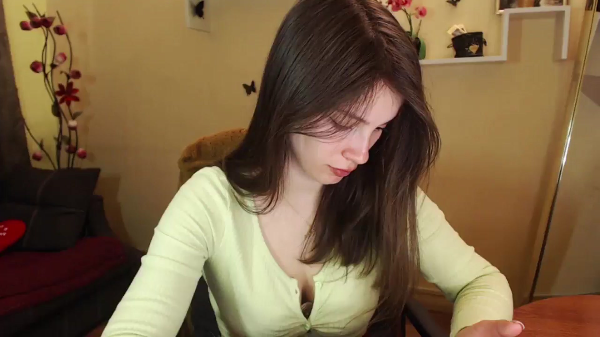Gallery image thumbnail from MiaRoony's myfreecams stream on, 04/21/2025, 12:21 image 16 of 20