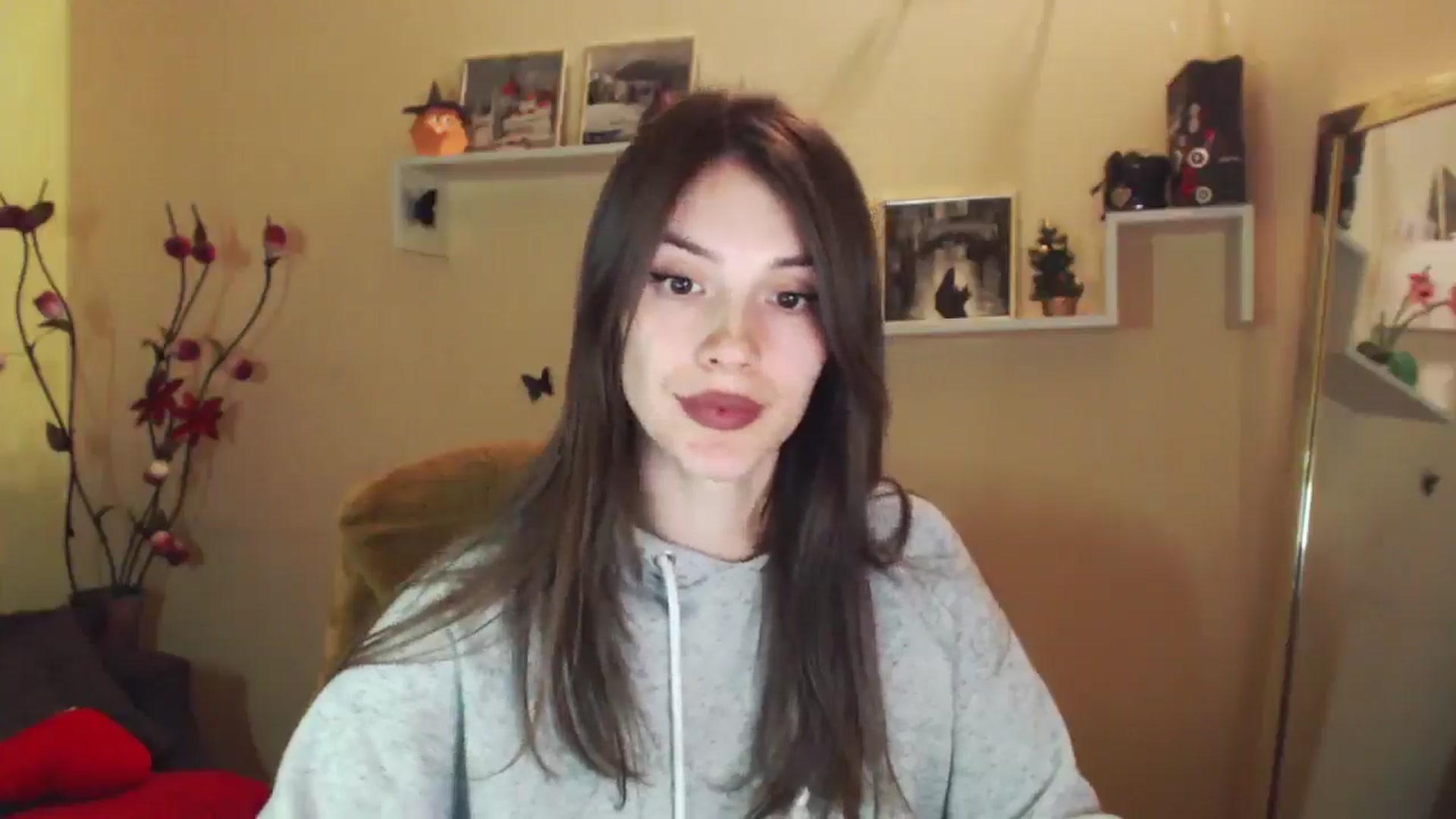 Gallery image thumbnail from MiaRoony's myfreecams stream on, 12/27/2025, 15:19 image 18 of 20