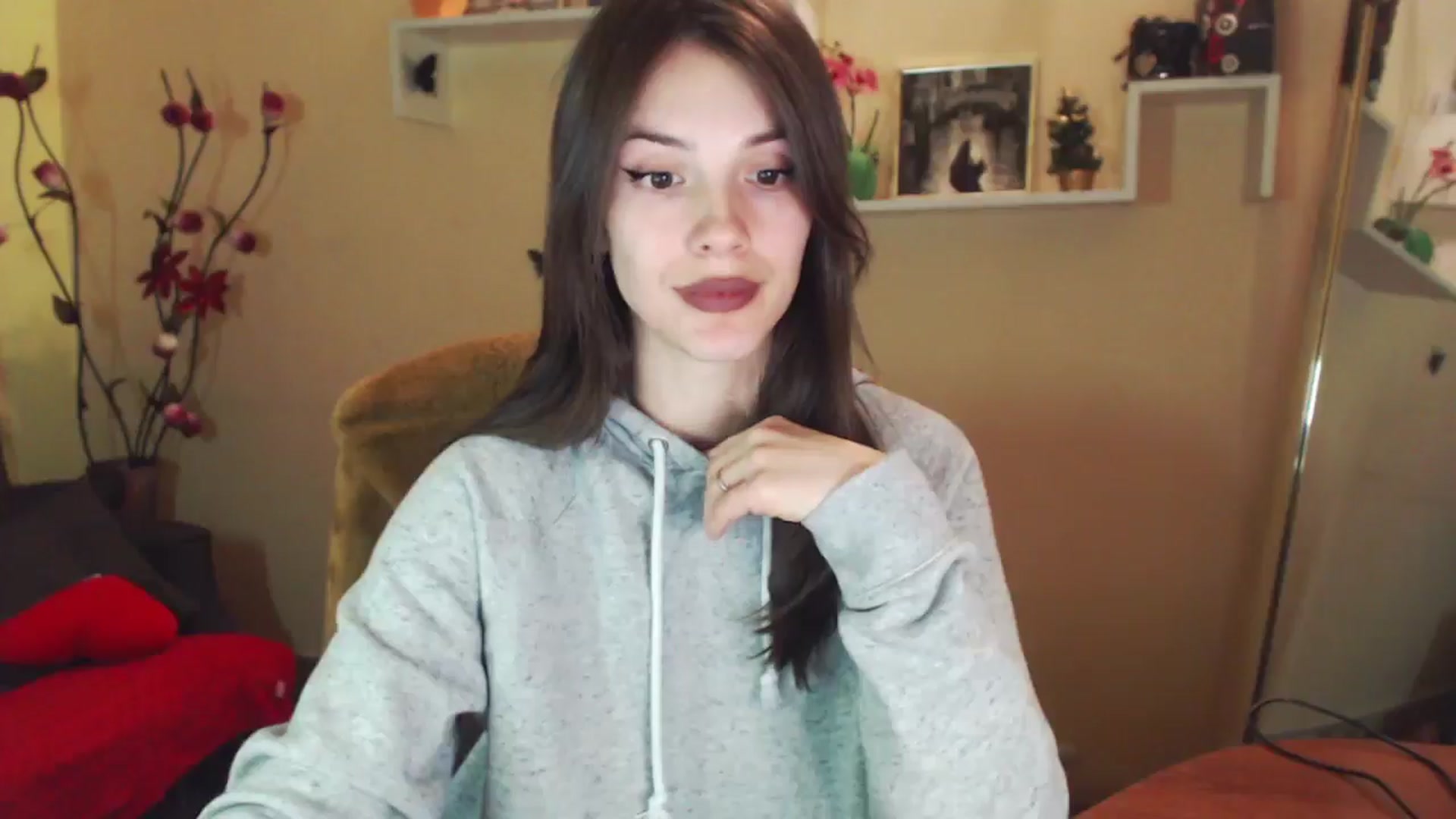 Gallery image thumbnail from MiaRoony's myfreecams stream on, 12/27/2025, 15:19 image 2 of 20