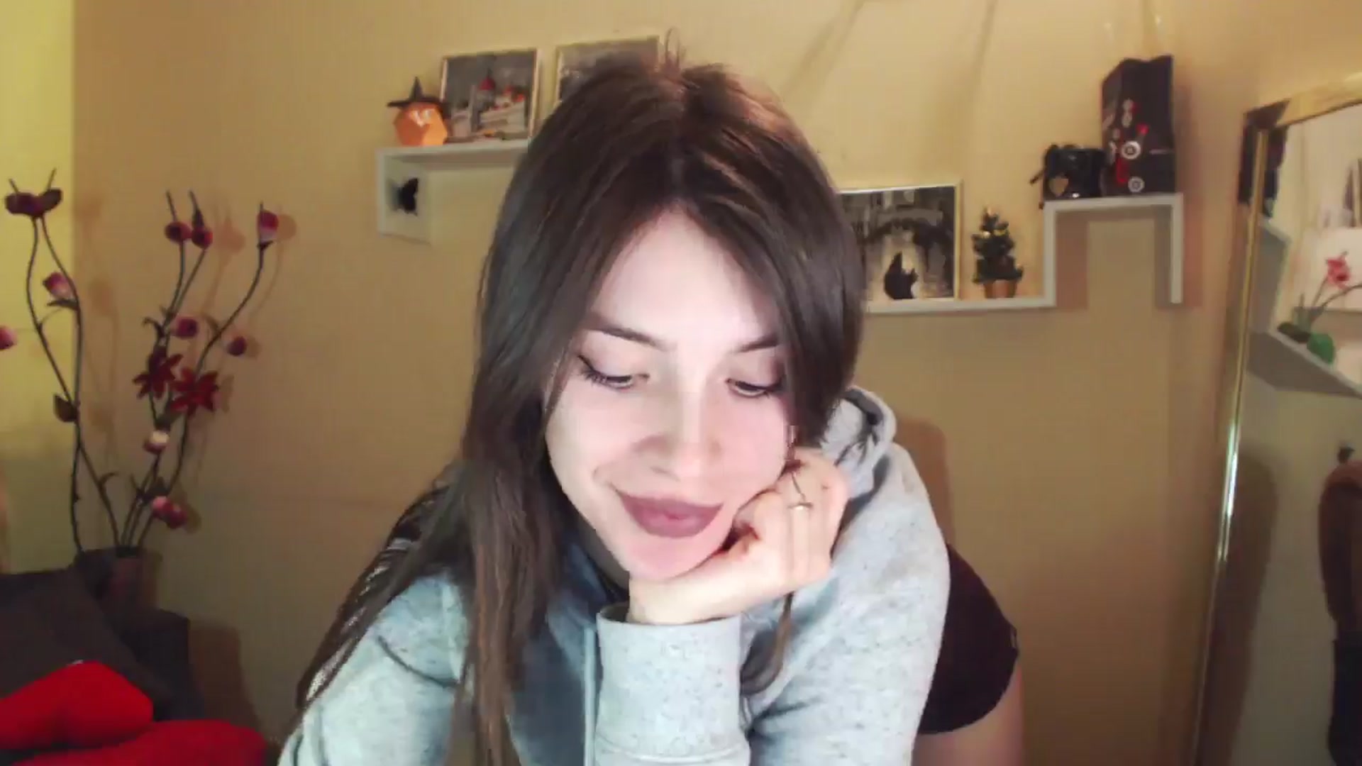 Gallery image thumbnail from MiaRoony's myfreecams stream on, 12/27/2025, 15:19 image 8 of 20