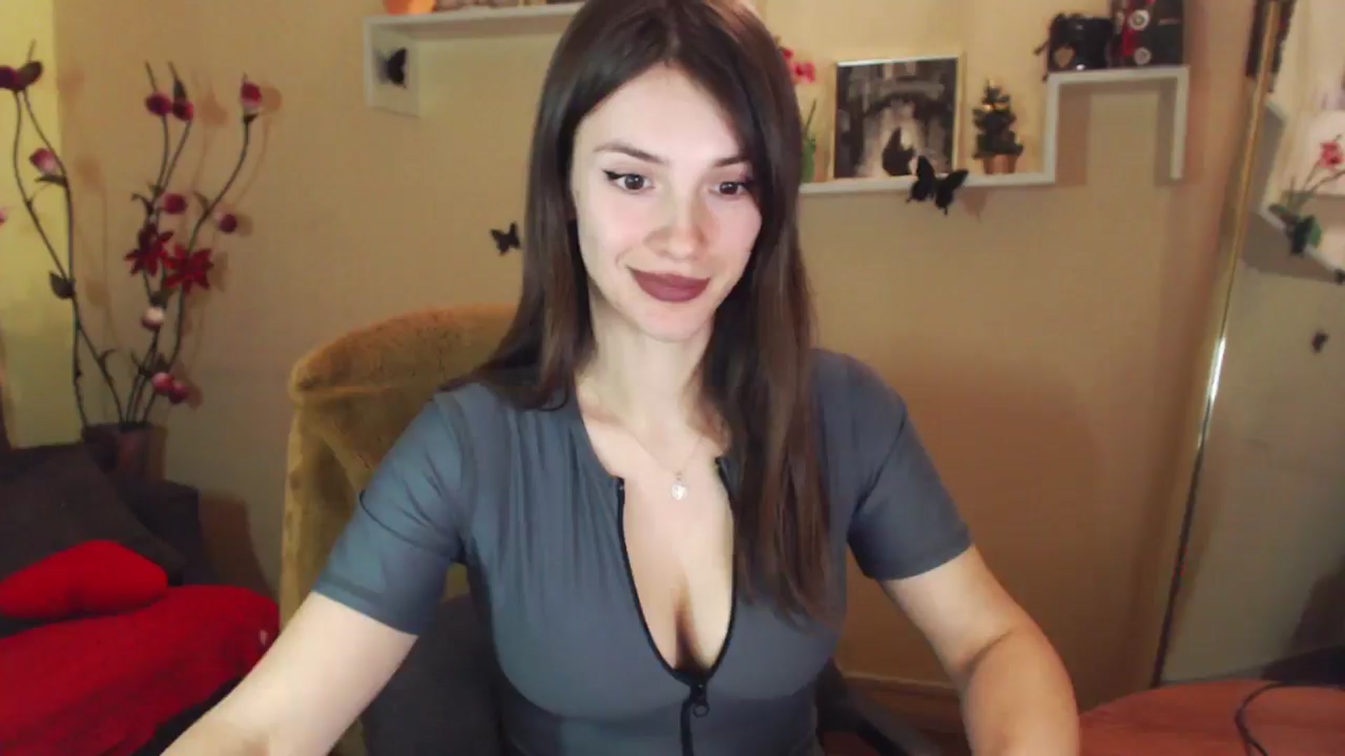 Gallery image thumbnail from MiaRoony's myfreecams stream on, 12/28/2025, 13:36 image 17 of 20
