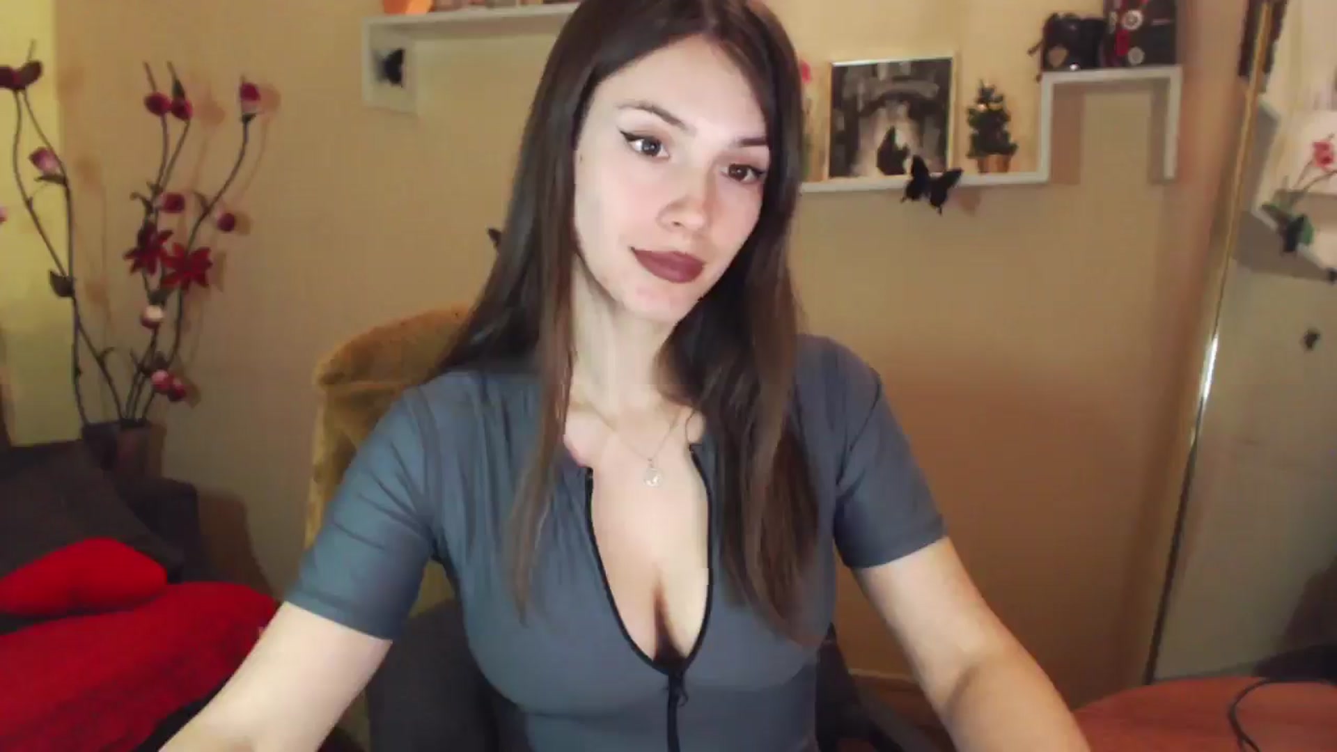 Gallery image thumbnail from MiaRoony's myfreecams stream on, 12/28/2025, 13:36 image 13 of 20
