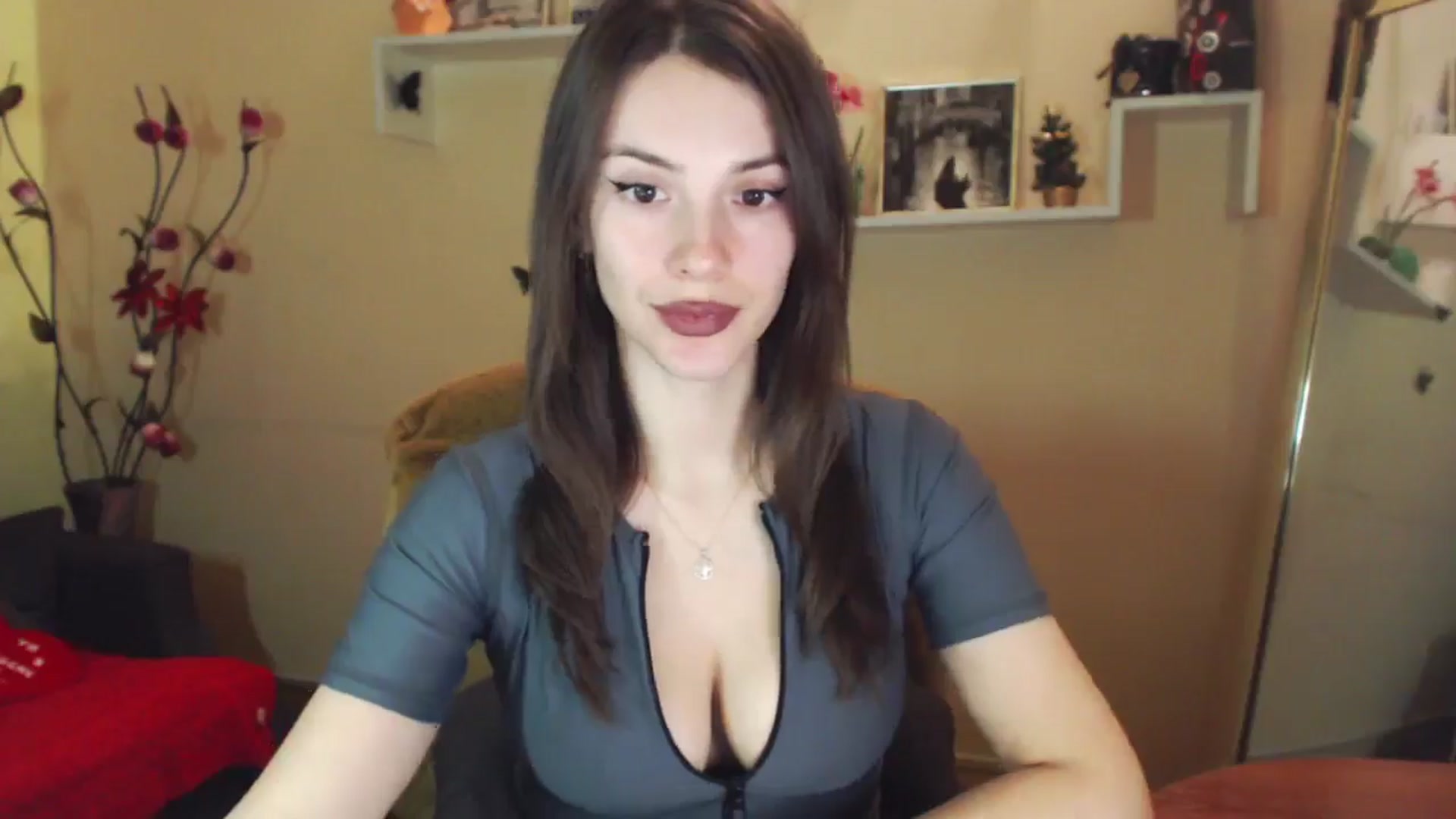 Gallery image thumbnail from MiaRoony's myfreecams stream on, 12/29/2025, 11:59 image 16 of 20