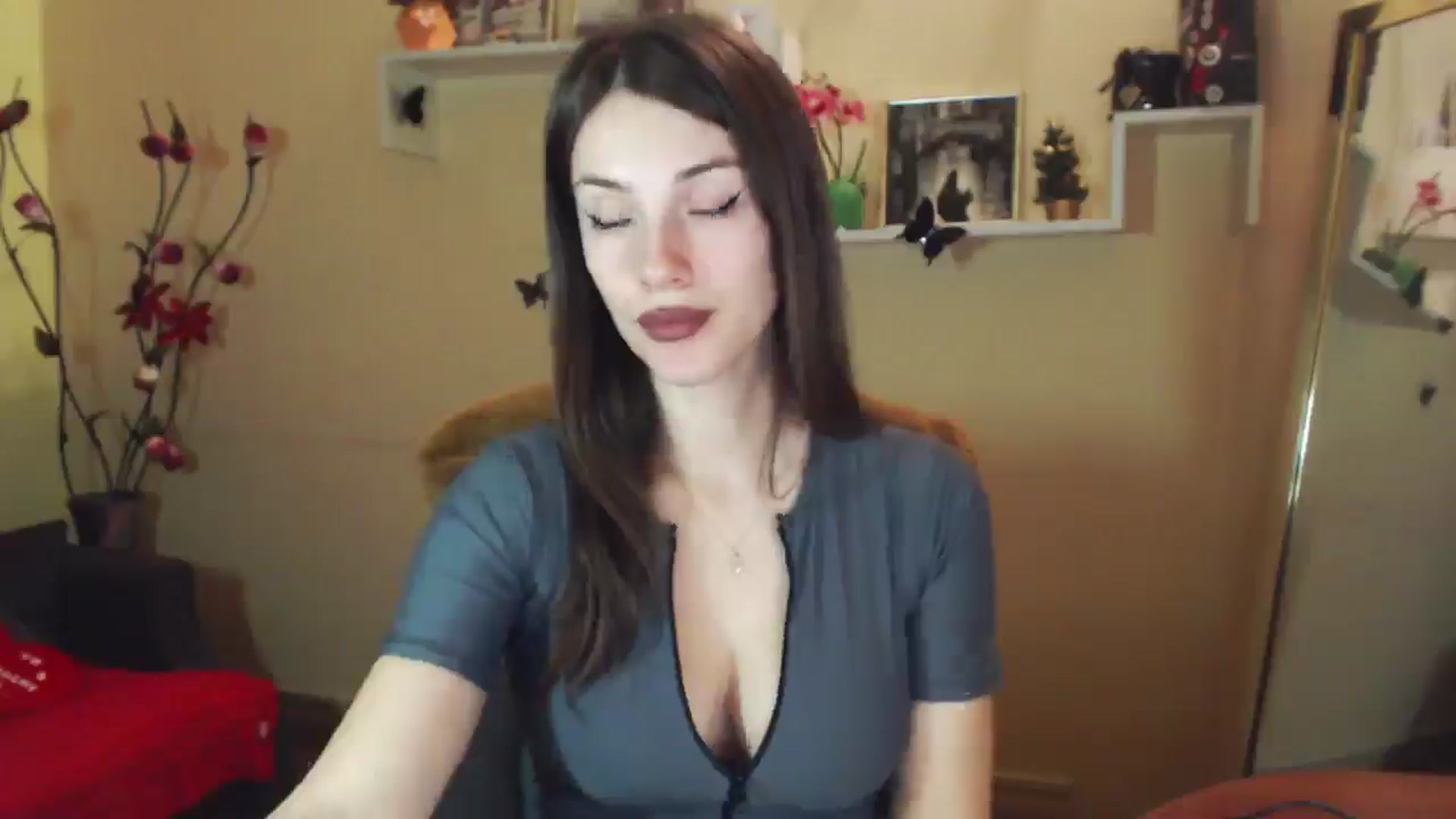 Gallery image thumbnail from MiaRoony's myfreecams stream on, 12/29/2025, 13:07 image 11 of 20