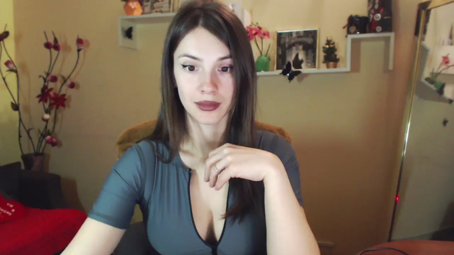 Gallery image thumbnail from MiaRoony's myfreecams stream on, 12/29/2025, 13:07 image 2 of 20