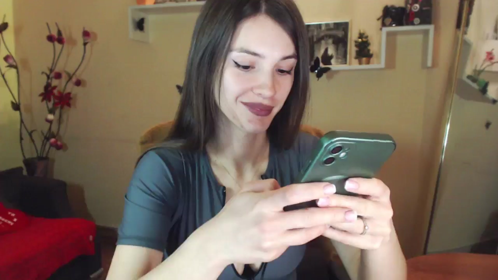 Gallery image thumbnail from MiaRoony's myfreecams stream on, 12/29/2025, 14:28 image 7 of 20