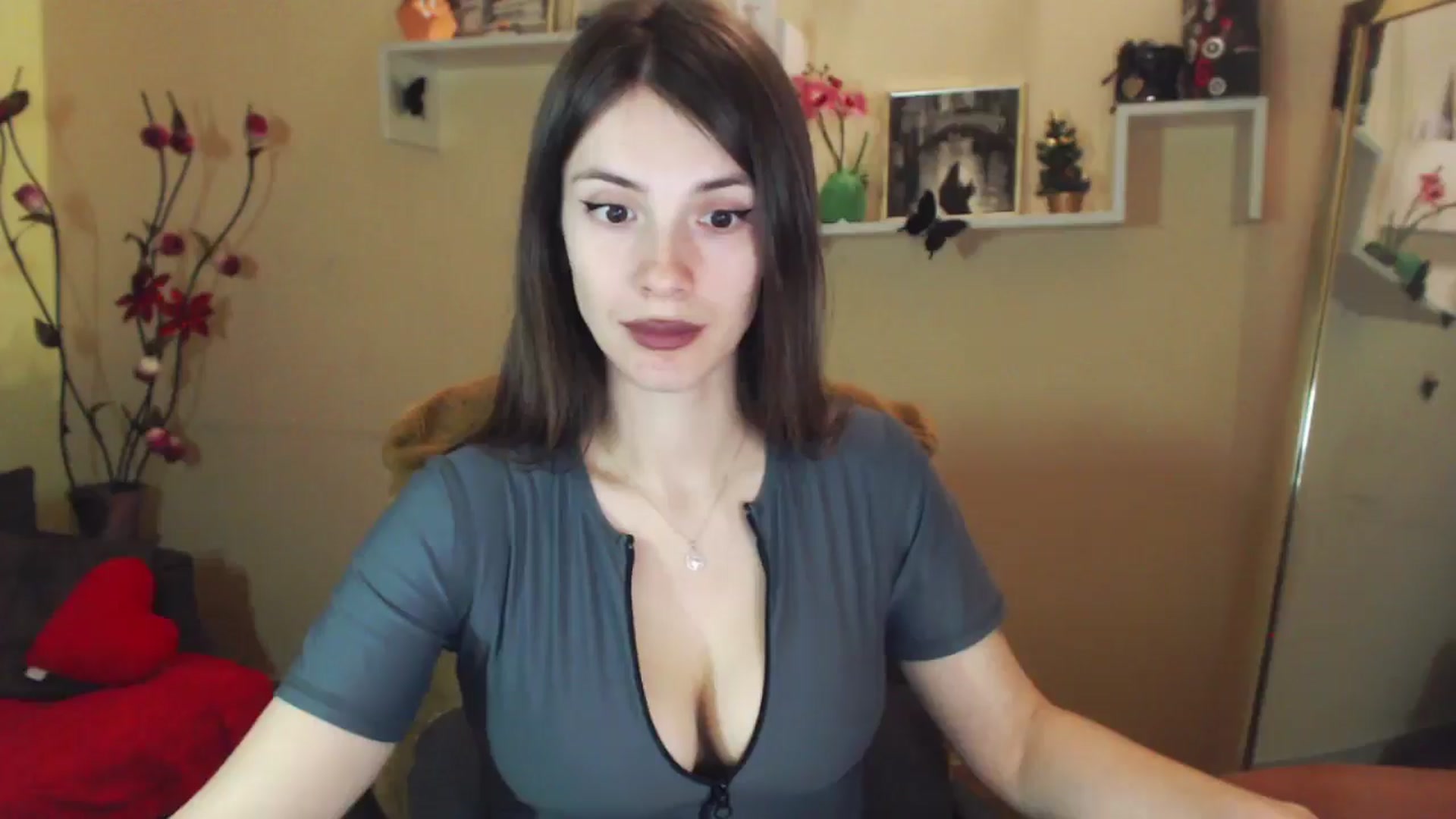 Gallery image thumbnail from MiaRoony's myfreecams stream on, 12/29/2025, 16:30 image 2 of 20