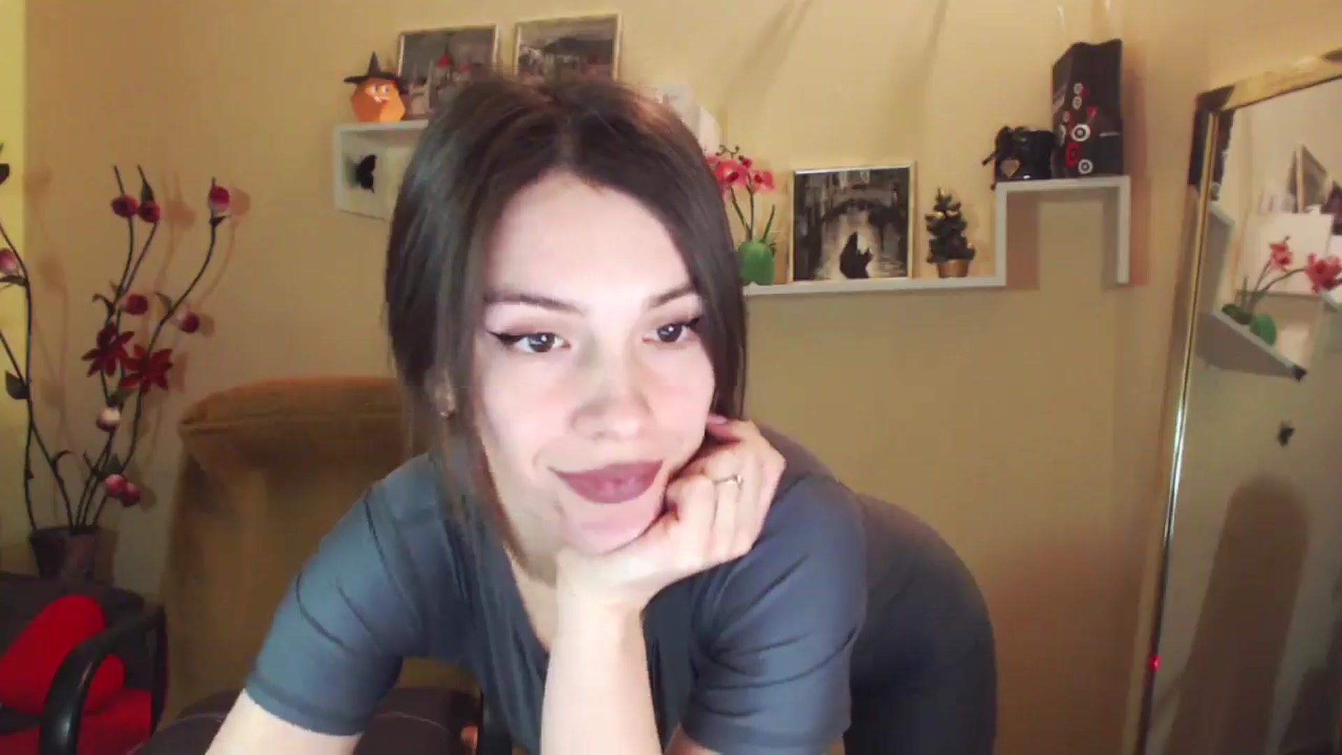 Gallery image thumbnail from MiaRoony's myfreecams stream on, 01/03/2026, 12:00 image 7 of 20