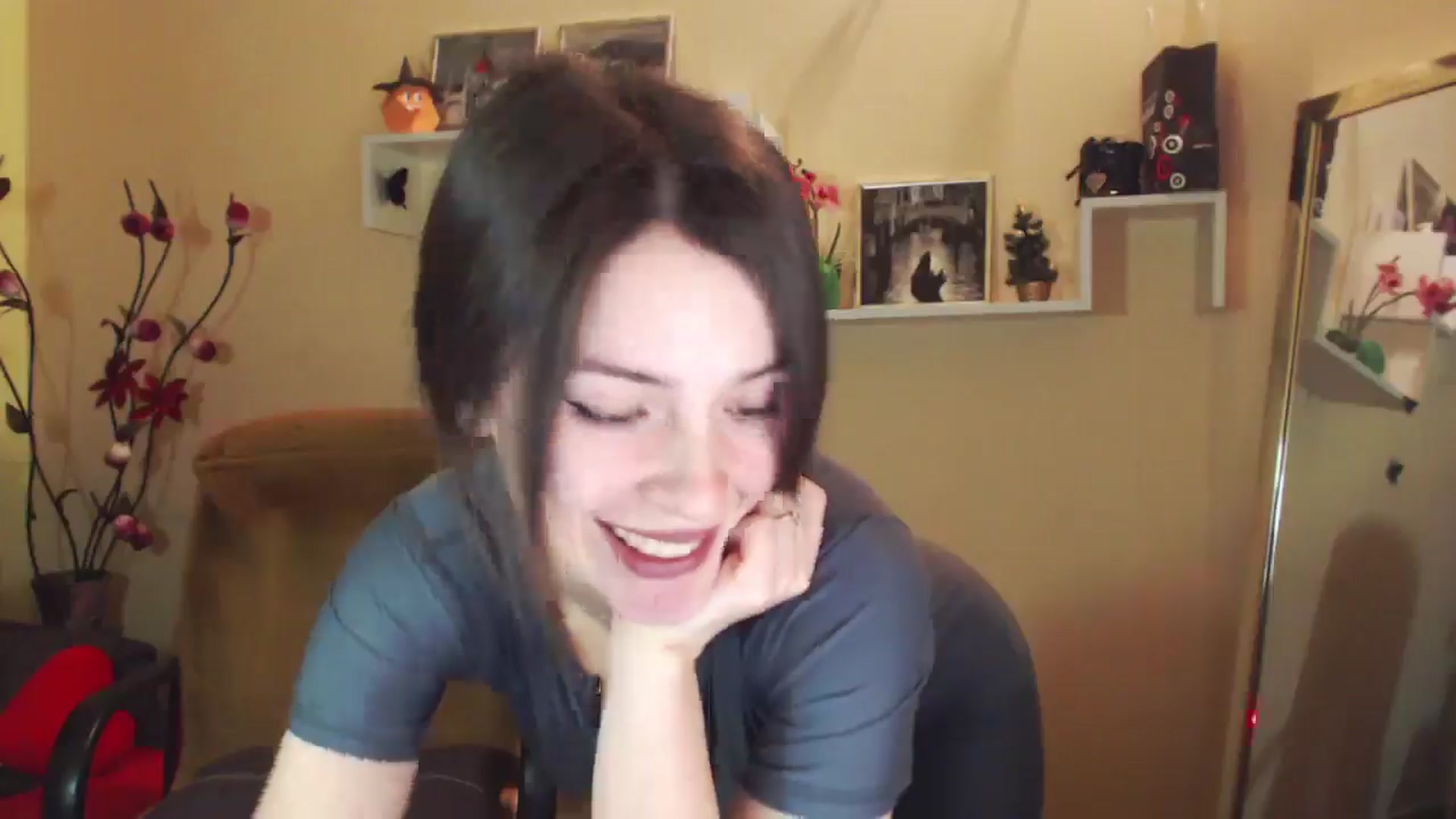 Gallery image thumbnail from MiaRoony's myfreecams stream on, 01/03/2026, 12:00 image 9 of 20