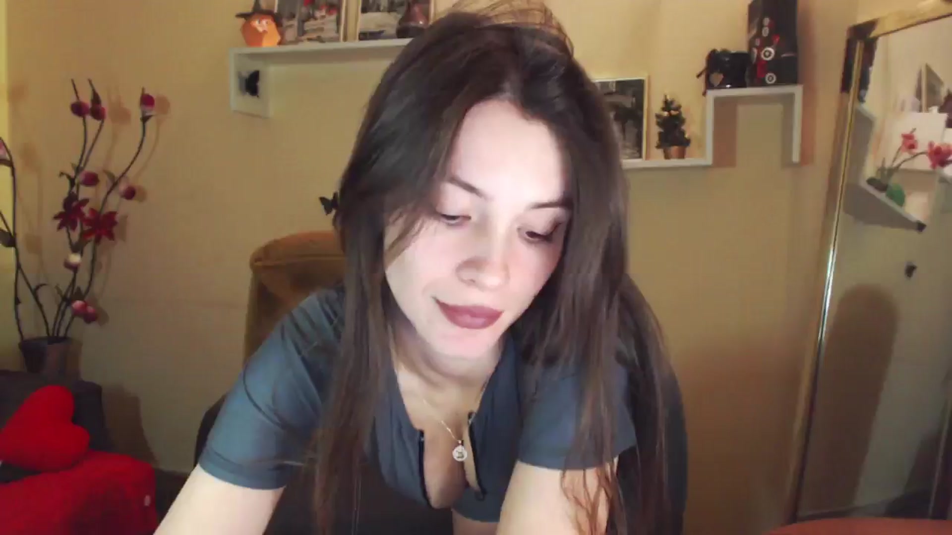 Gallery image thumbnail from MiaRoony's myfreecams stream on, 01/03/2026, 14:11 image 2 of 20