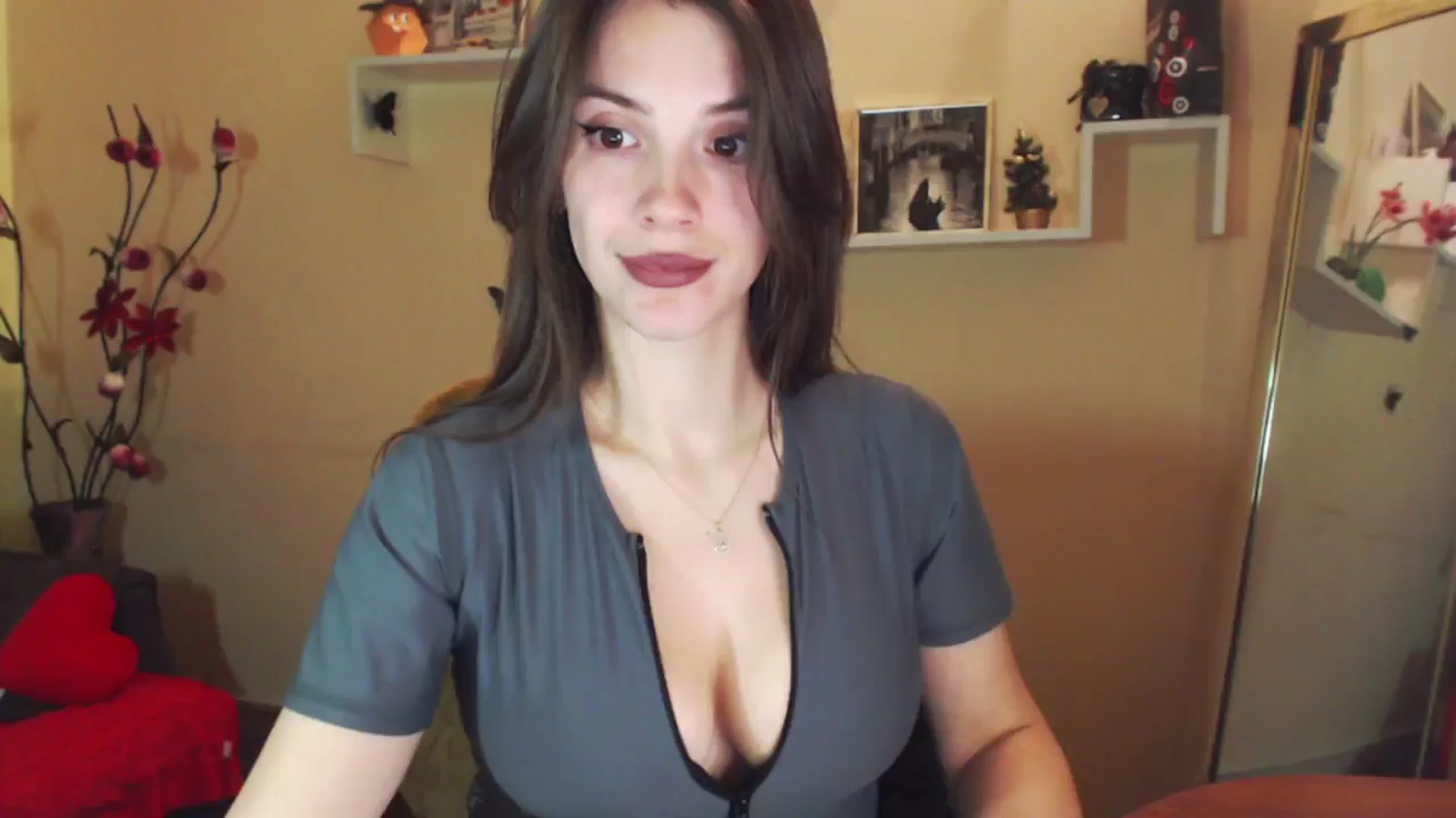Gallery image thumbnail from MiaRoony's myfreecams stream on, 01/03/2026, 14:11 image 3 of 20