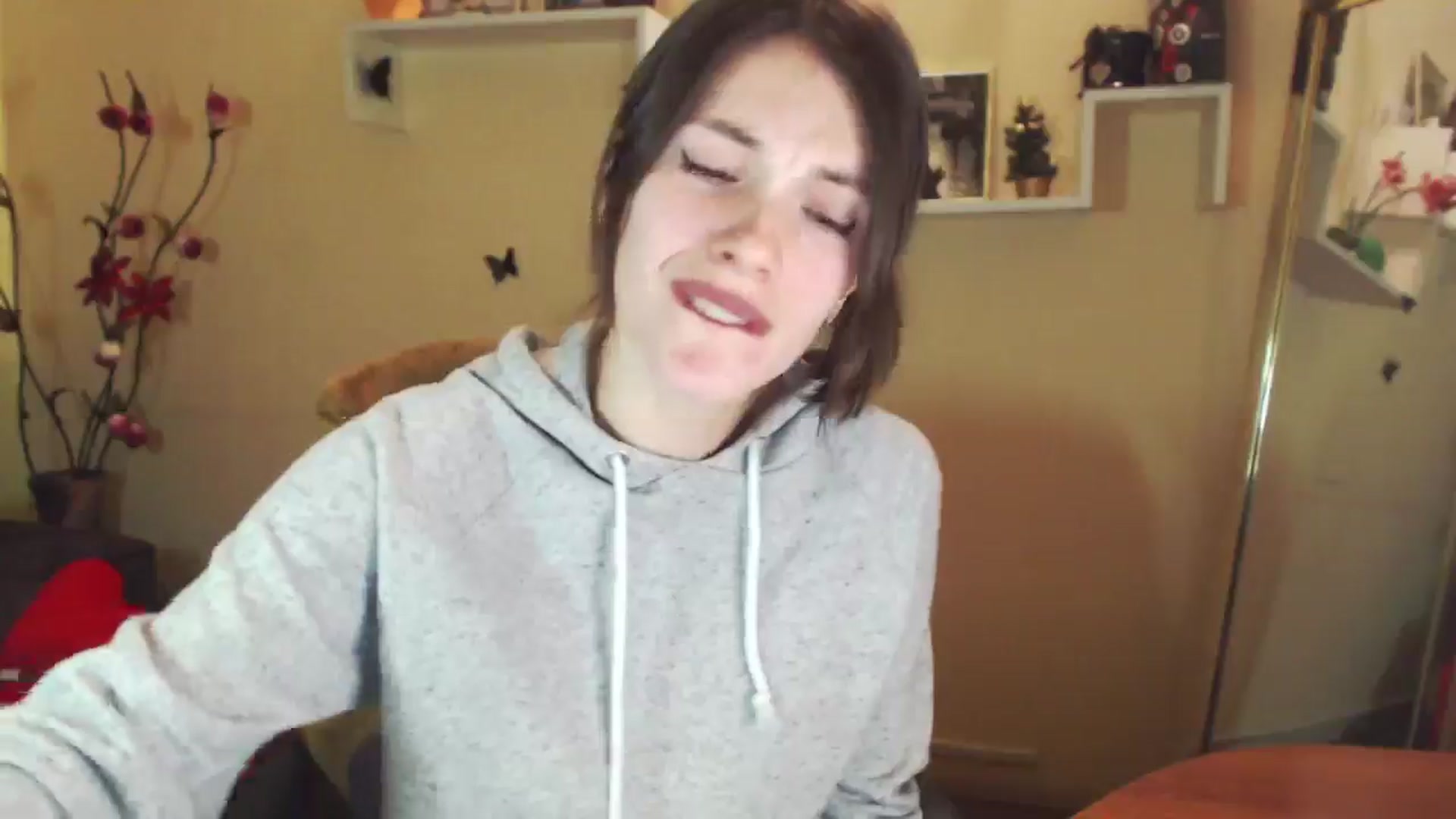 Gallery image thumbnail from MiaRoony's myfreecams stream on, 01/04/2026, 14:45 image 10 of 20