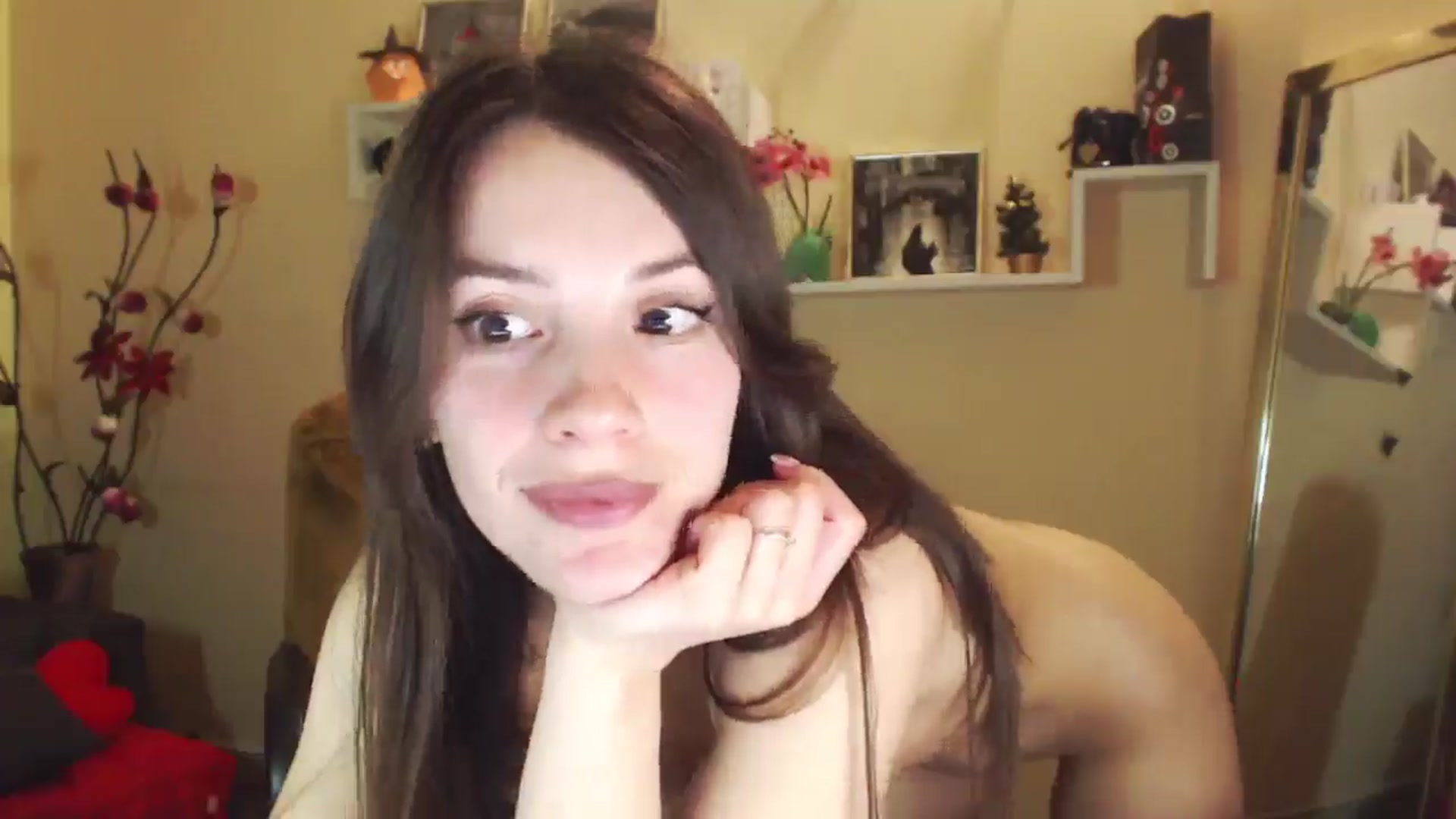 Gallery image thumbnail from MiaRoony's myfreecams stream on, 01/04/2026, 14:45 image 18 of 20