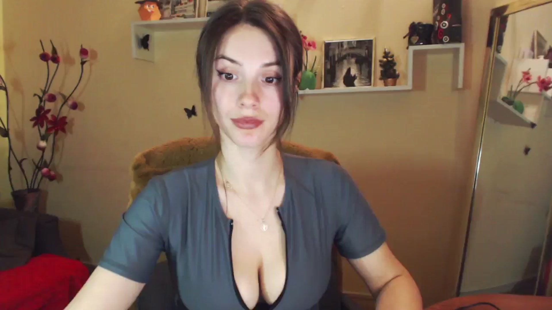 Gallery image thumbnail from MiaRoony's myfreecams stream on, 01/05/2026, 15:54 image 6 of 20