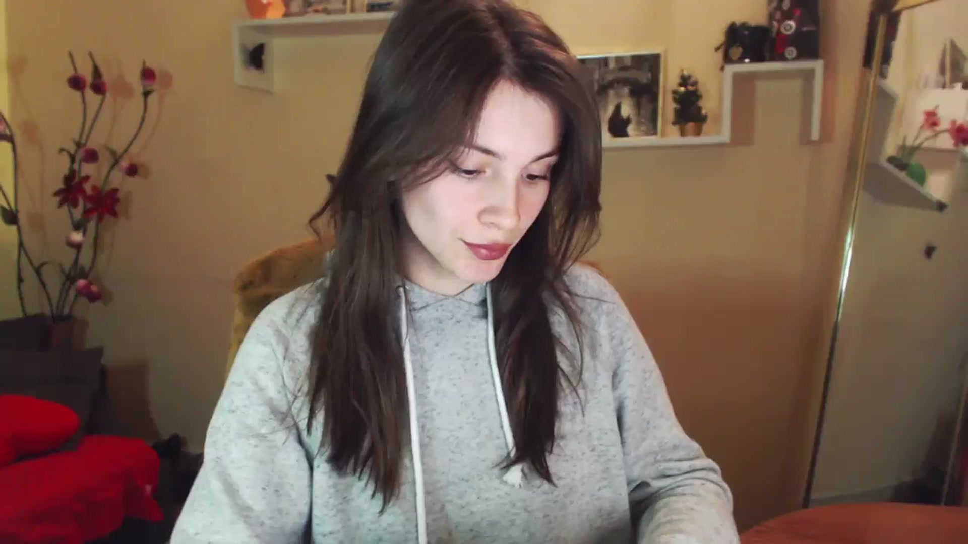 Gallery image thumbnail from MiaRoony's myfreecams stream on, 01/06/2026, 14:49 image 9 of 20