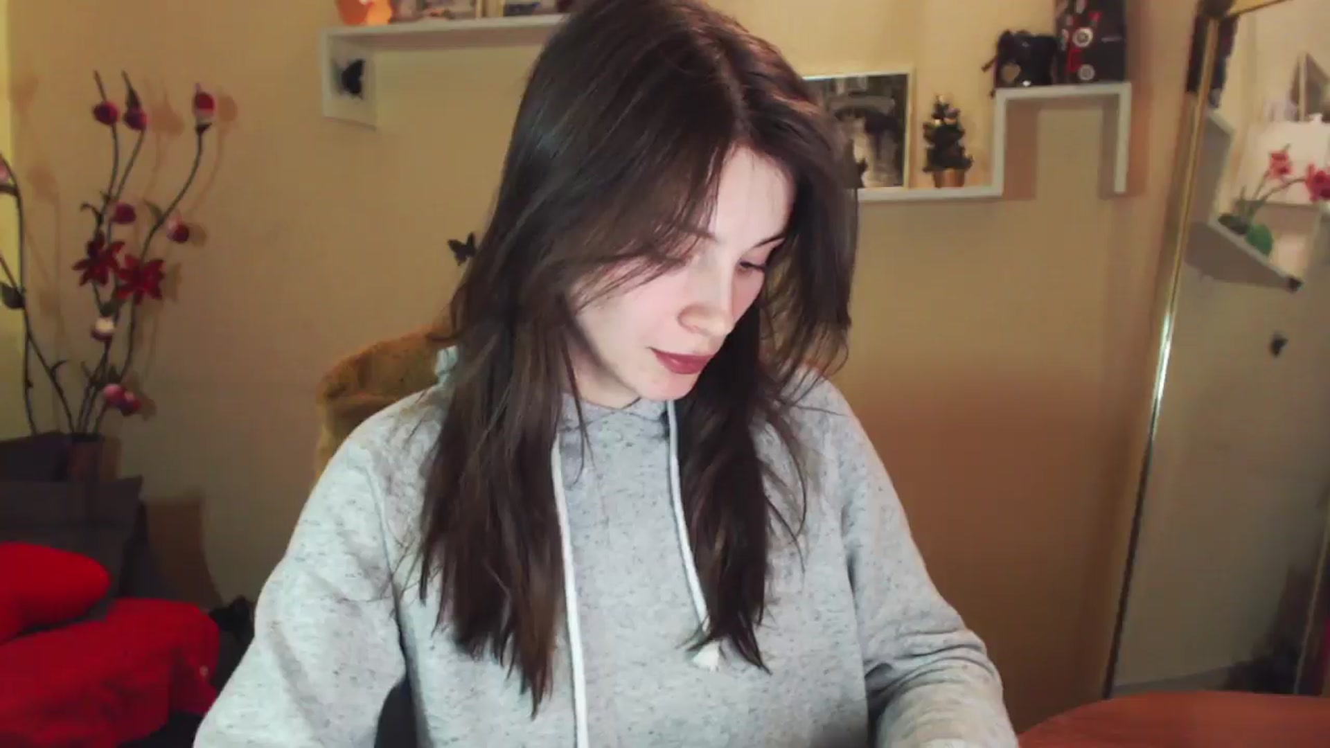 Gallery image thumbnail from MiaRoony's myfreecams stream on, 01/06/2026, 14:49 image 10 of 20