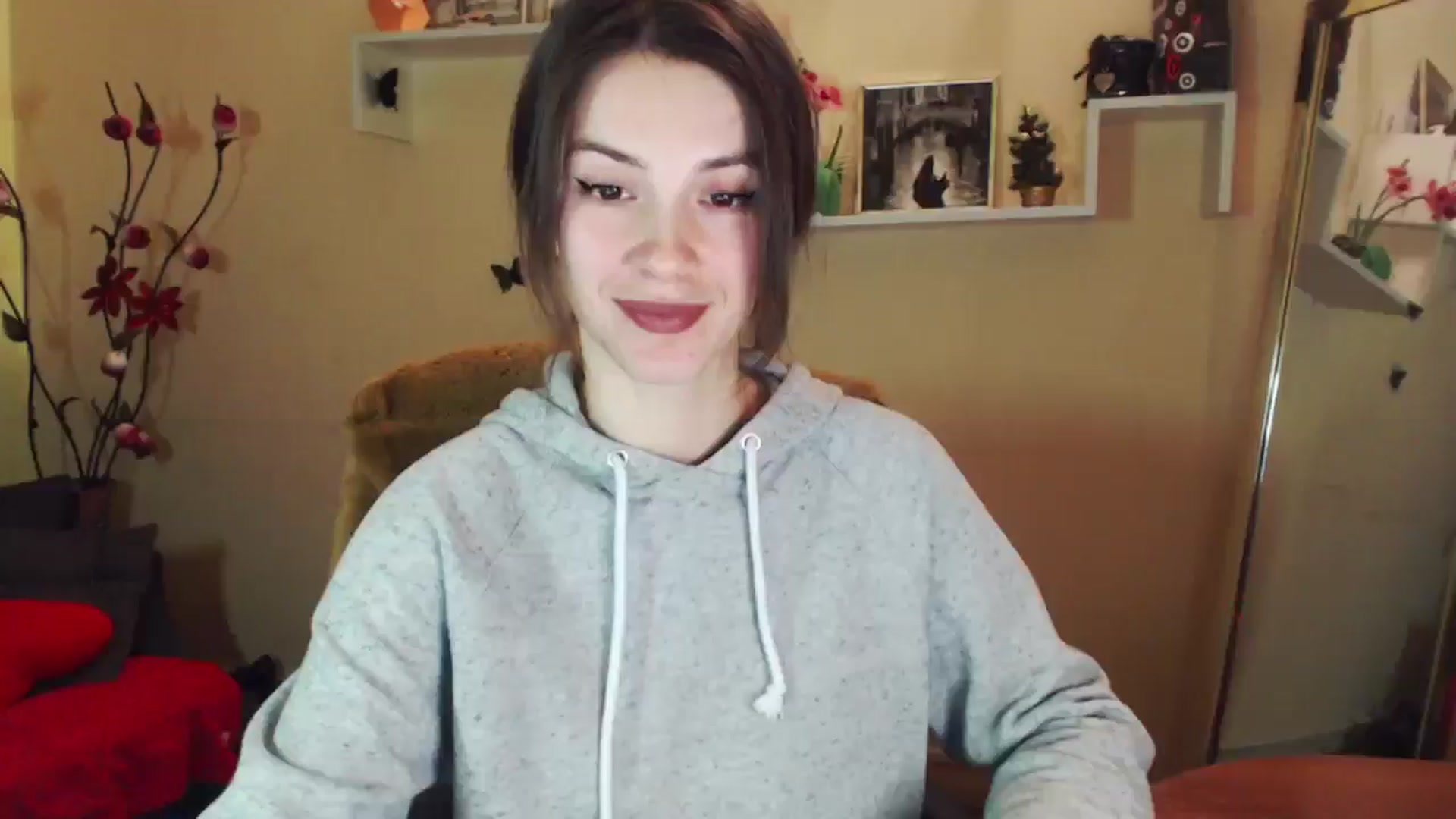 Gallery image thumbnail from MiaRoony's myfreecams stream on, 01/07/2026, 11:30 image 16 of 20