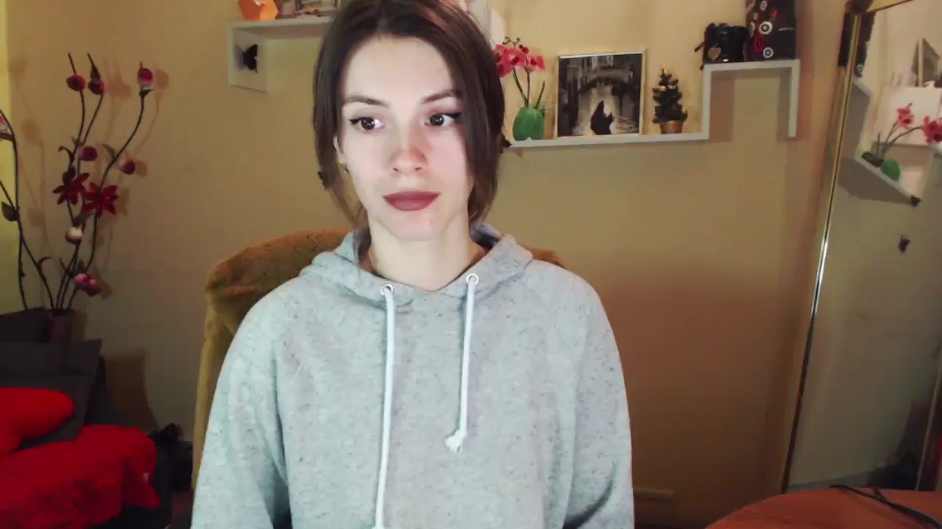 Gallery image thumbnail from MiaRoony's myfreecams stream on, 01/07/2026, 11:30 image 12 of 20