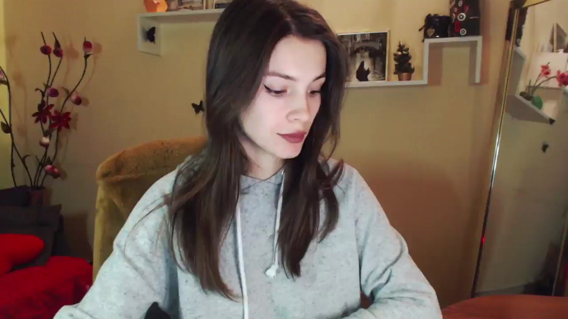Gallery image thumbnail from MiaRoony's myfreecams stream on, 01/07/2026, 11:30 image 4 of 20