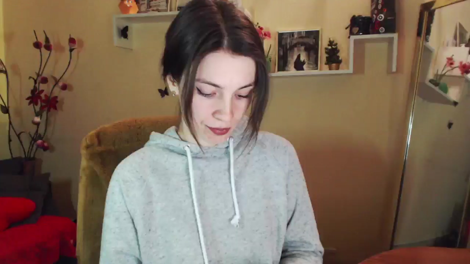 Gallery image thumbnail from MiaRoony's myfreecams stream on, 01/07/2026, 12:04 image 1 of 20