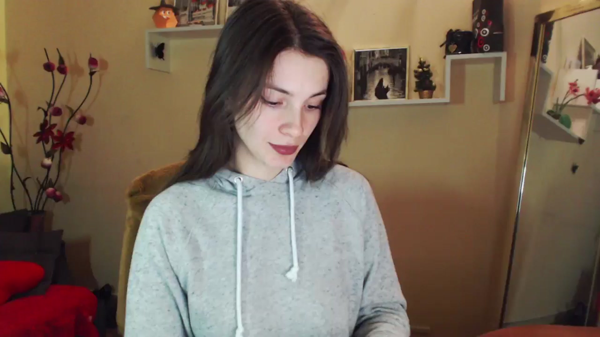 Gallery image thumbnail from MiaRoony's myfreecams stream on, 01/07/2026, 13:43 image 1 of 20
