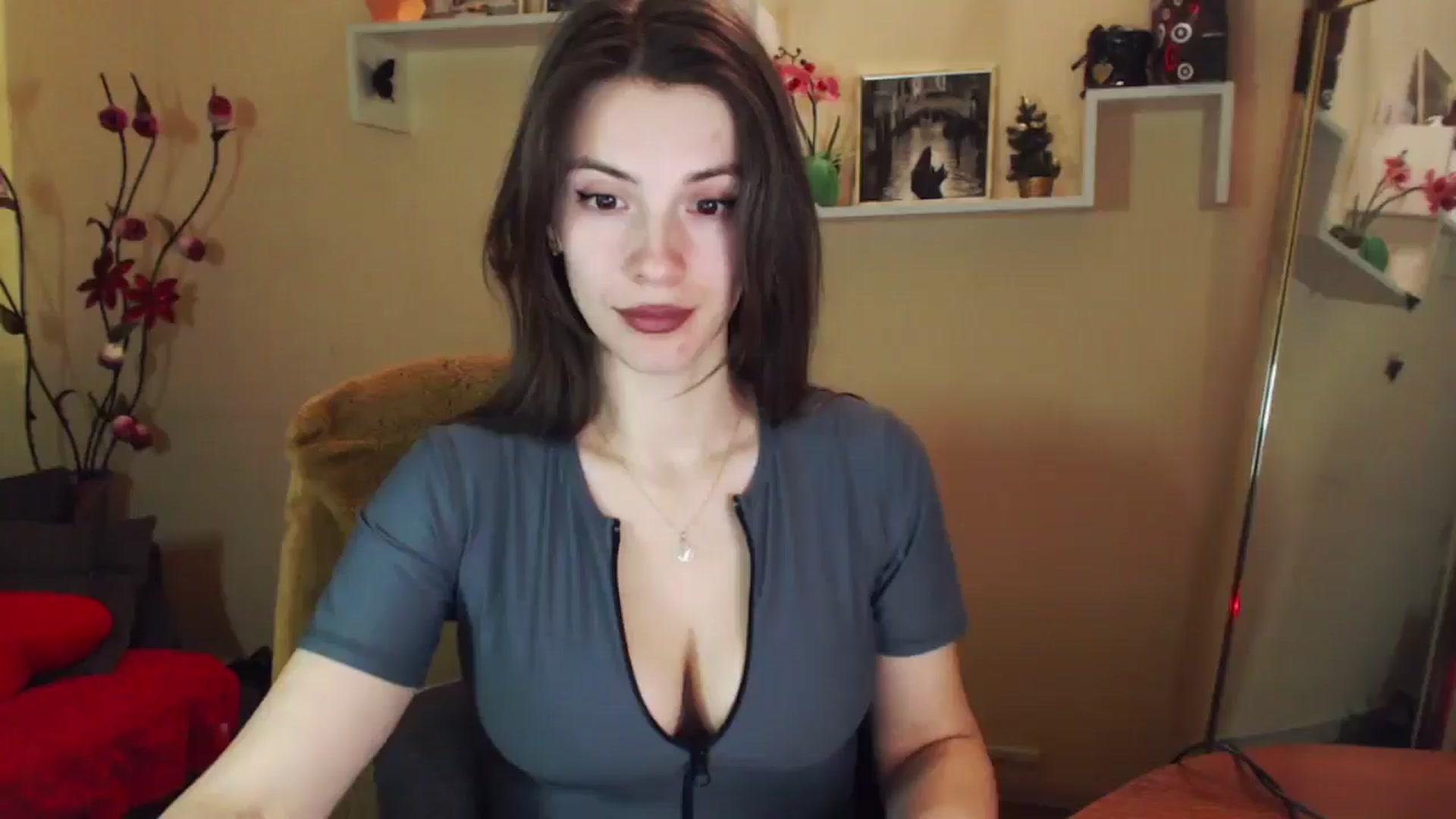 Gallery image thumbnail from MiaRoony's myfreecams stream on, 01/07/2026, 13:43 image 7 of 20