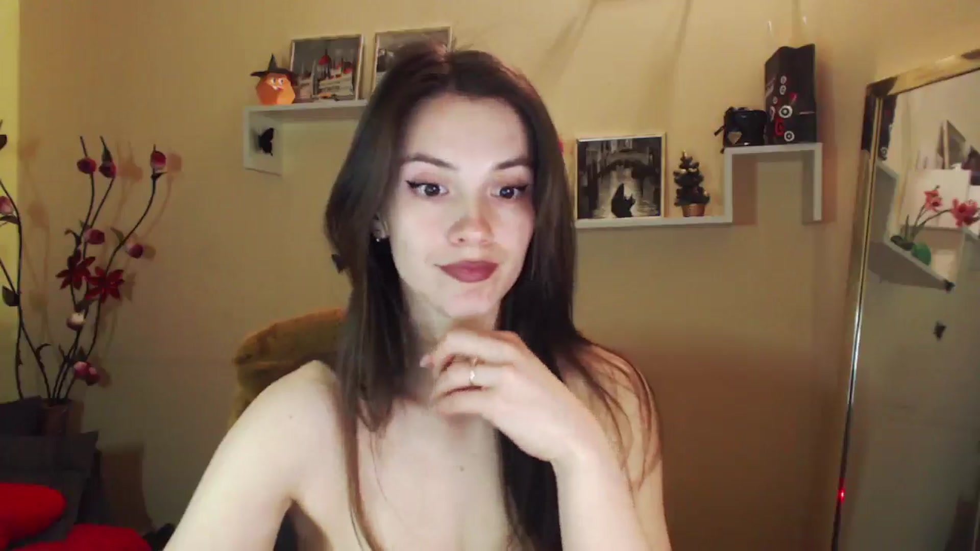 Gallery image thumbnail from MiaRoony's myfreecams stream on, 01/07/2026, 14:22 image 4 of 20